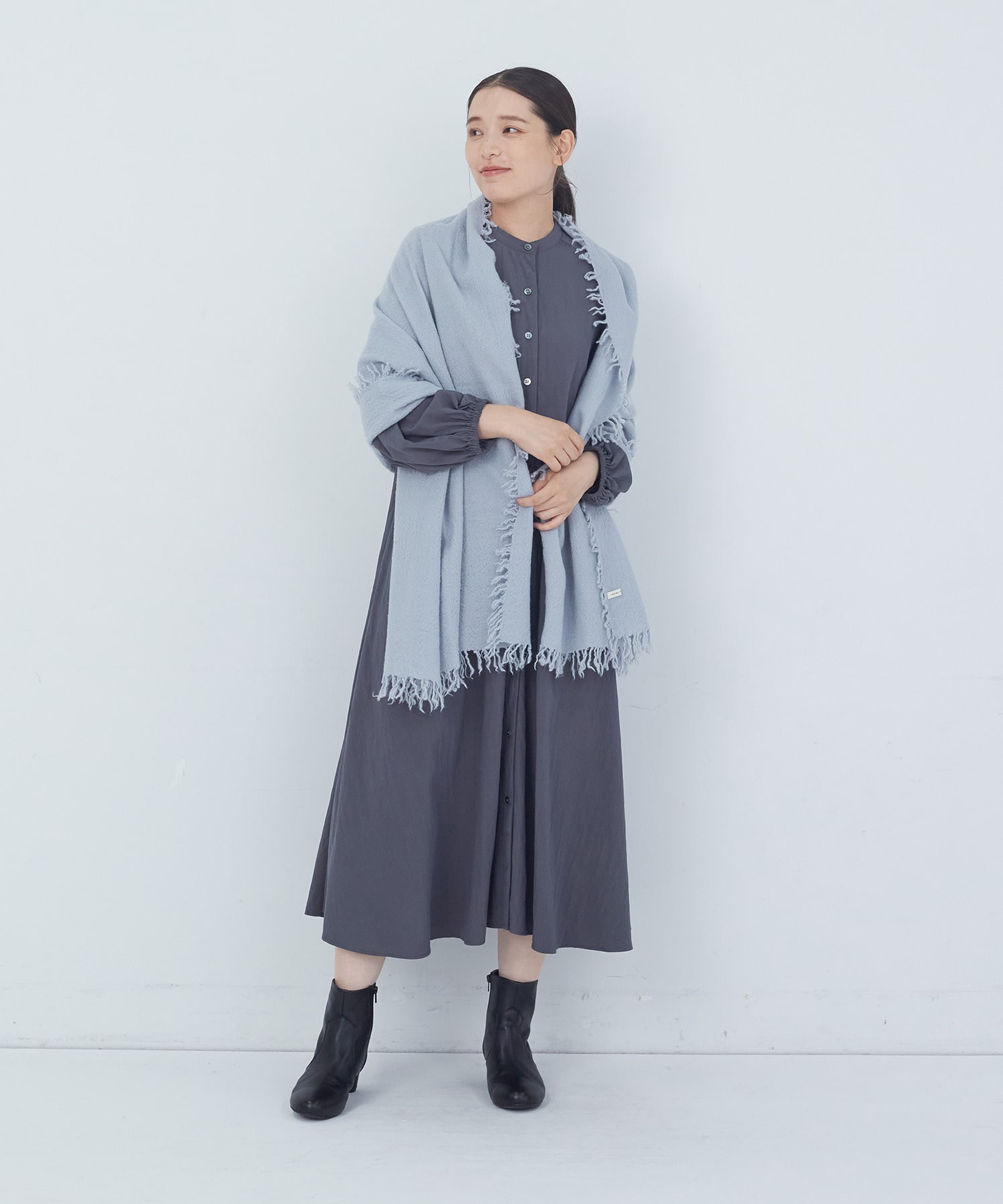 千歳ウールの縮絨 d縮絨ウールマフラー・ディープマリン | D&DEPARTMENT