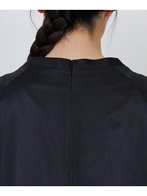 【LOISIR】｜2BUY10%OFF・3BUY20%OFF｜【MTサイズあり】コットンレーヨンサテンティアードワンピース 詳細画像 ブラック 11