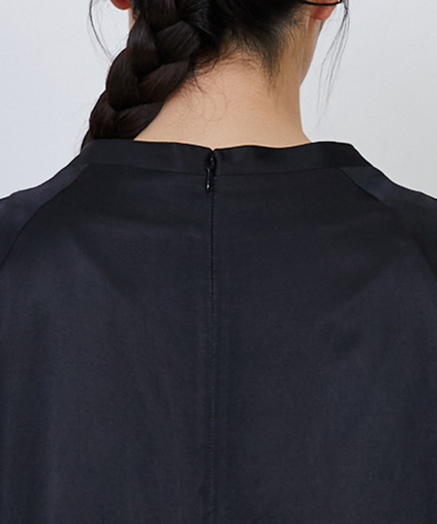 【LOISIR】｜2BUY10%OFF・3BUY20%OFF｜【MTサイズあり】コットンレーヨンサテンティアードワンピース 詳細画像 ブラック 11