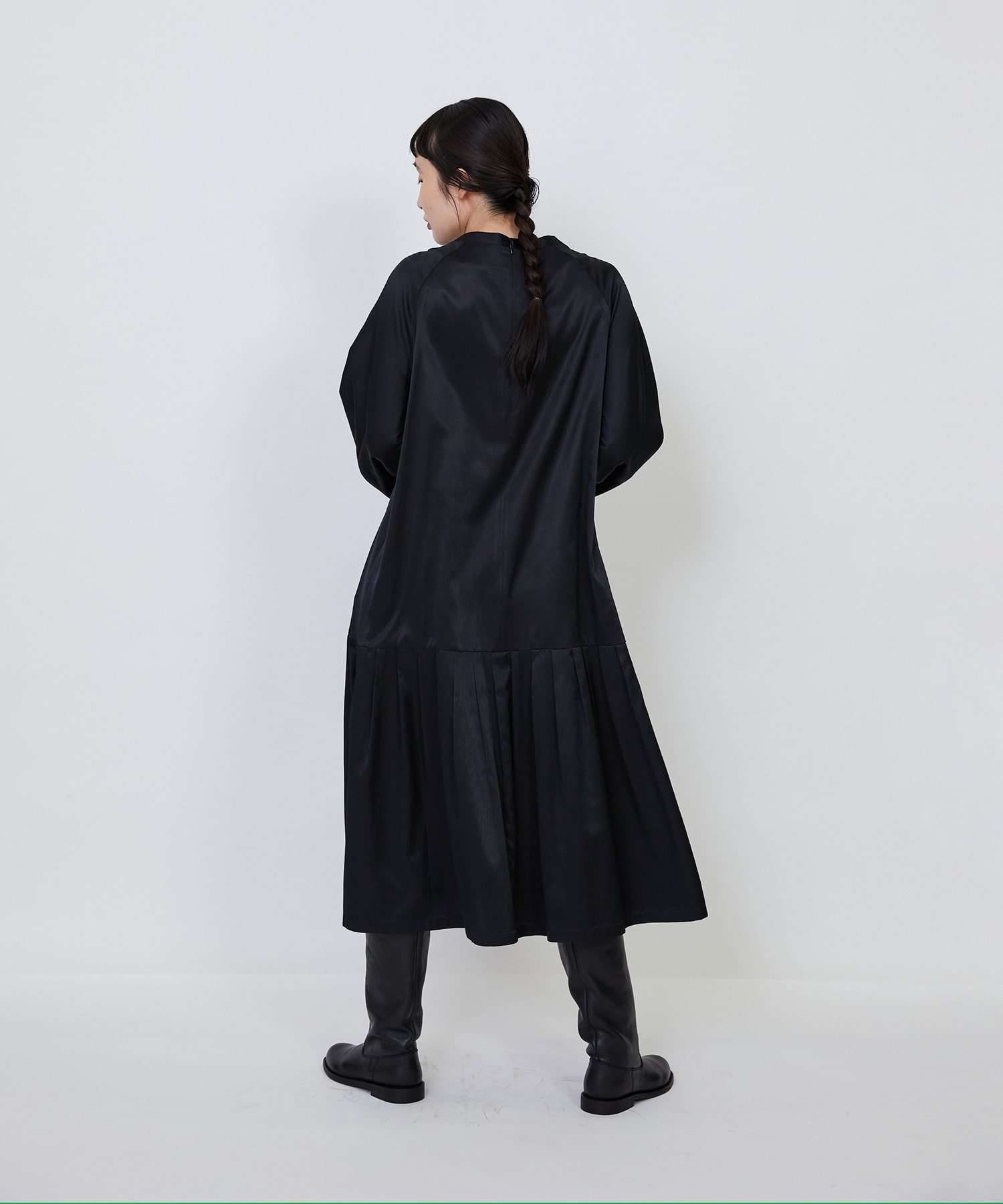 【LOISIR】｜2BUY10%OFF・3BUY20%OFF｜【MTサイズあり】コットンレーヨンサテンティアードワンピース 詳細画像 ブラック 6