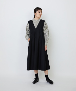 【LOISIR】【10月お気に入り登録ブランド内5位】Vネックジャンパースカート 詳細画像 ブラック 1