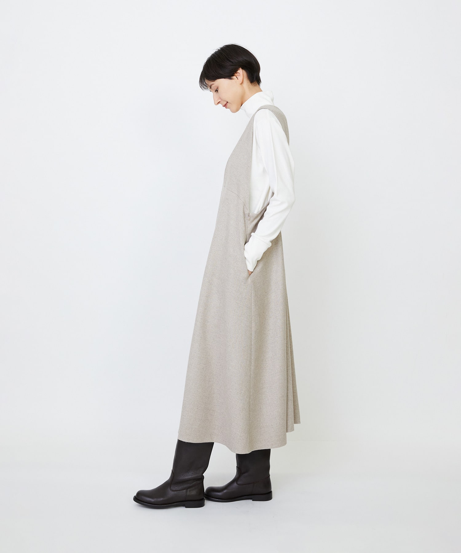 【LOISIR】【10月お気に入り登録ブランド内5位】Vネックジャンパースカート 詳細画像 ブラック 13