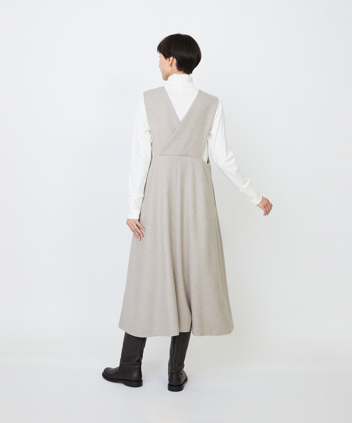 【LOISIR】【10月お気に入り登録ブランド内5位】Vネックジャンパースカート 詳細画像 ブラック 14