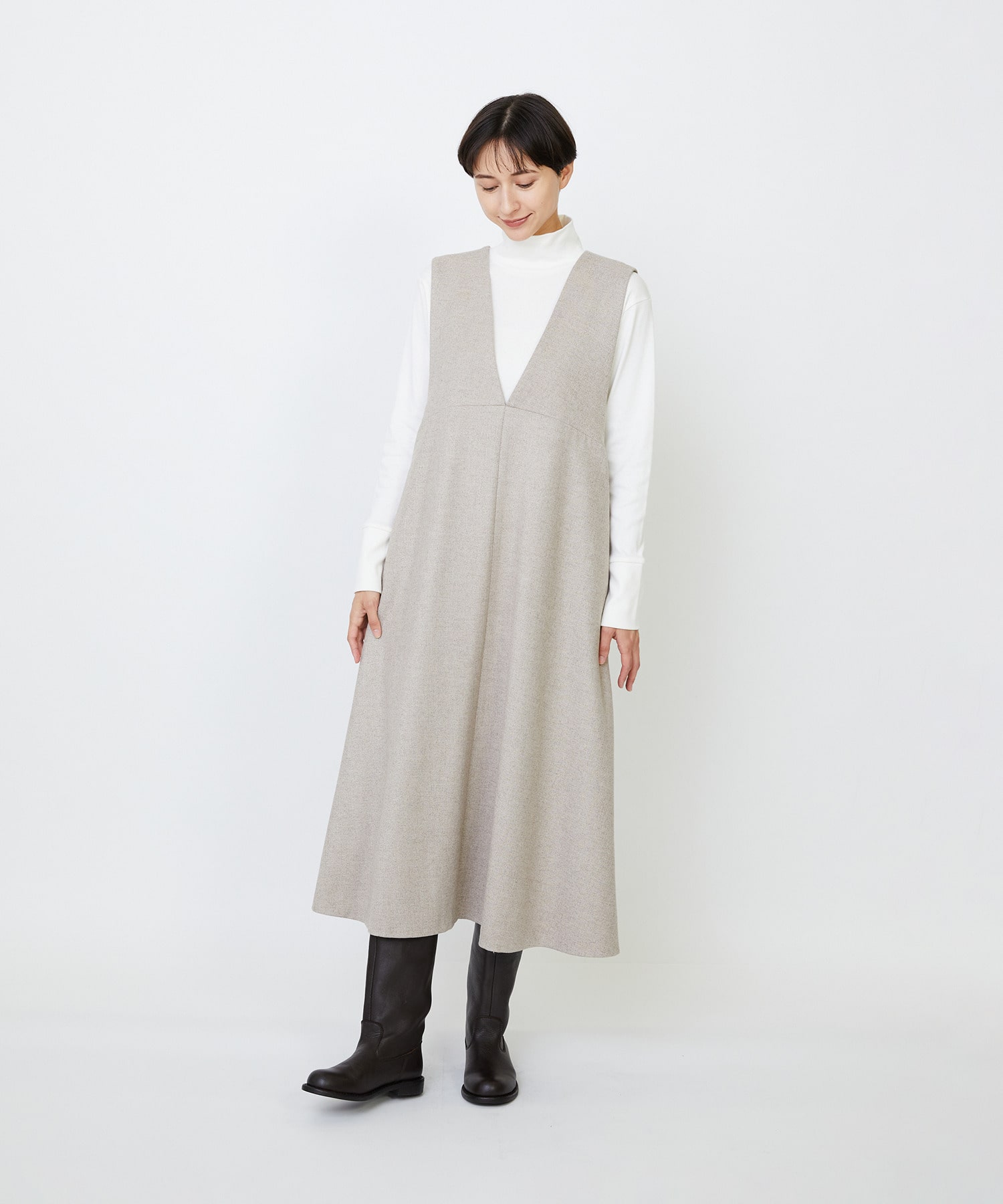 【LOISIR】【10月お気に入り登録ブランド内5位】Vネックジャンパースカート 詳細画像 ベージュ 1