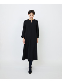 【LOISIR】エコダブルクロスキーネックワンピース 詳細画像 ブラック 3