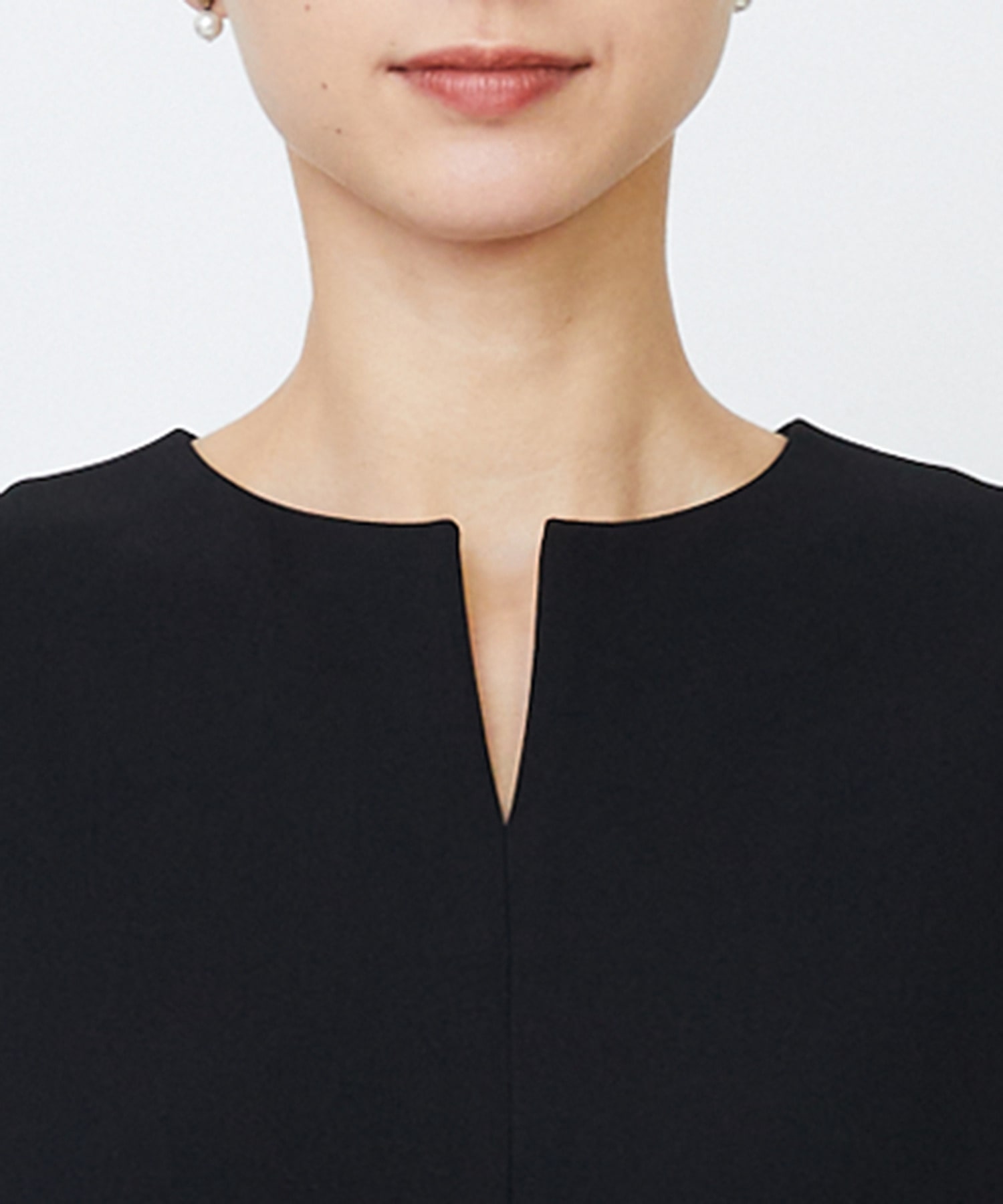 【LOISIR】エコダブルクロスキーネックワンピース 詳細画像 ブラック 10