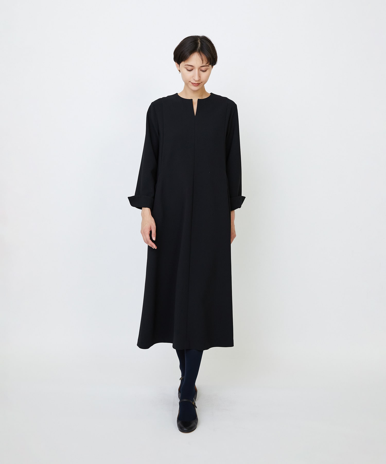 【LOISIR】エコダブルクロスキーネックワンピース 詳細画像 ブラック 3