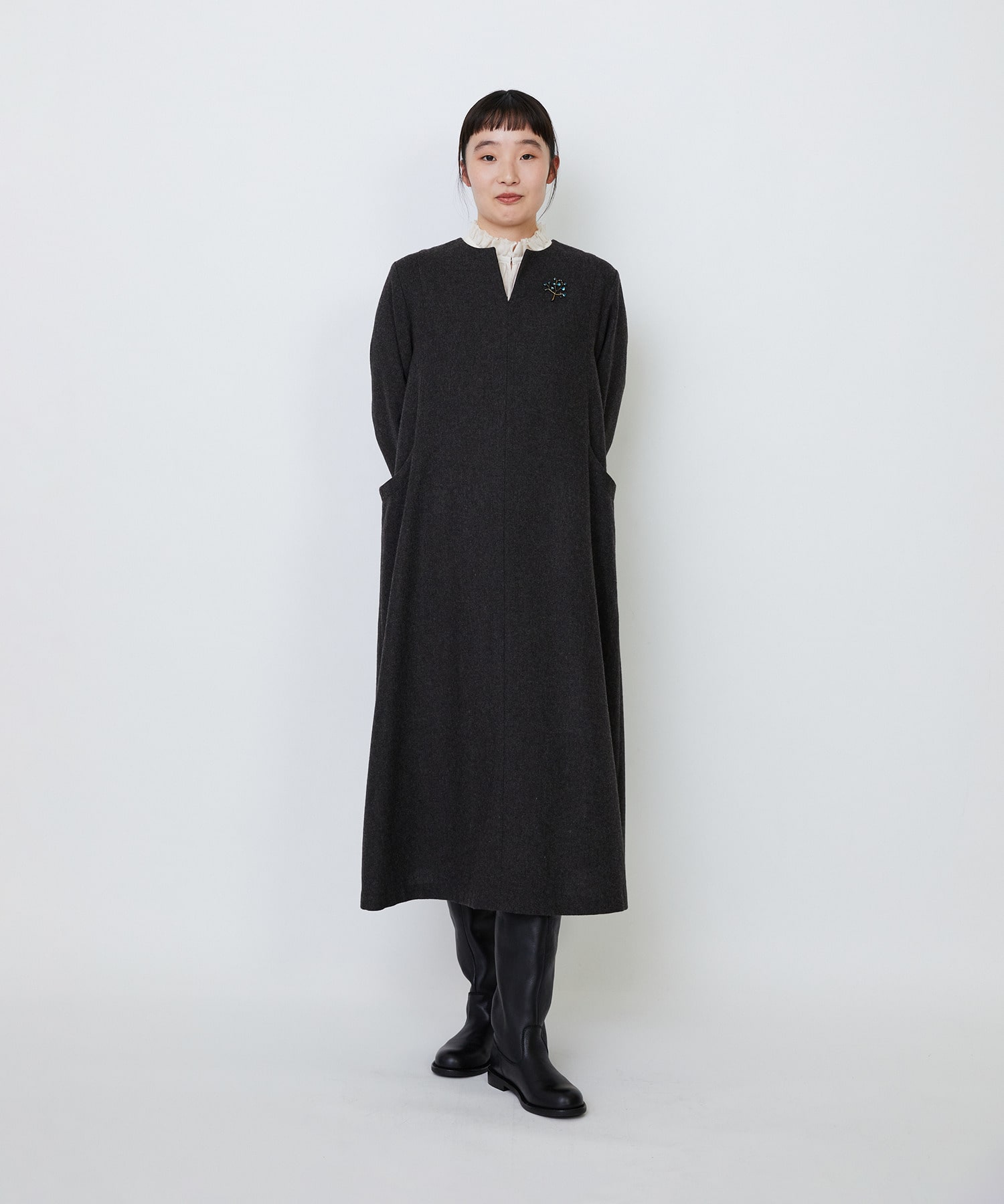 【LOISIR】エステルウールエターミンキーネックワンピース 詳細画像 ブラウン 2