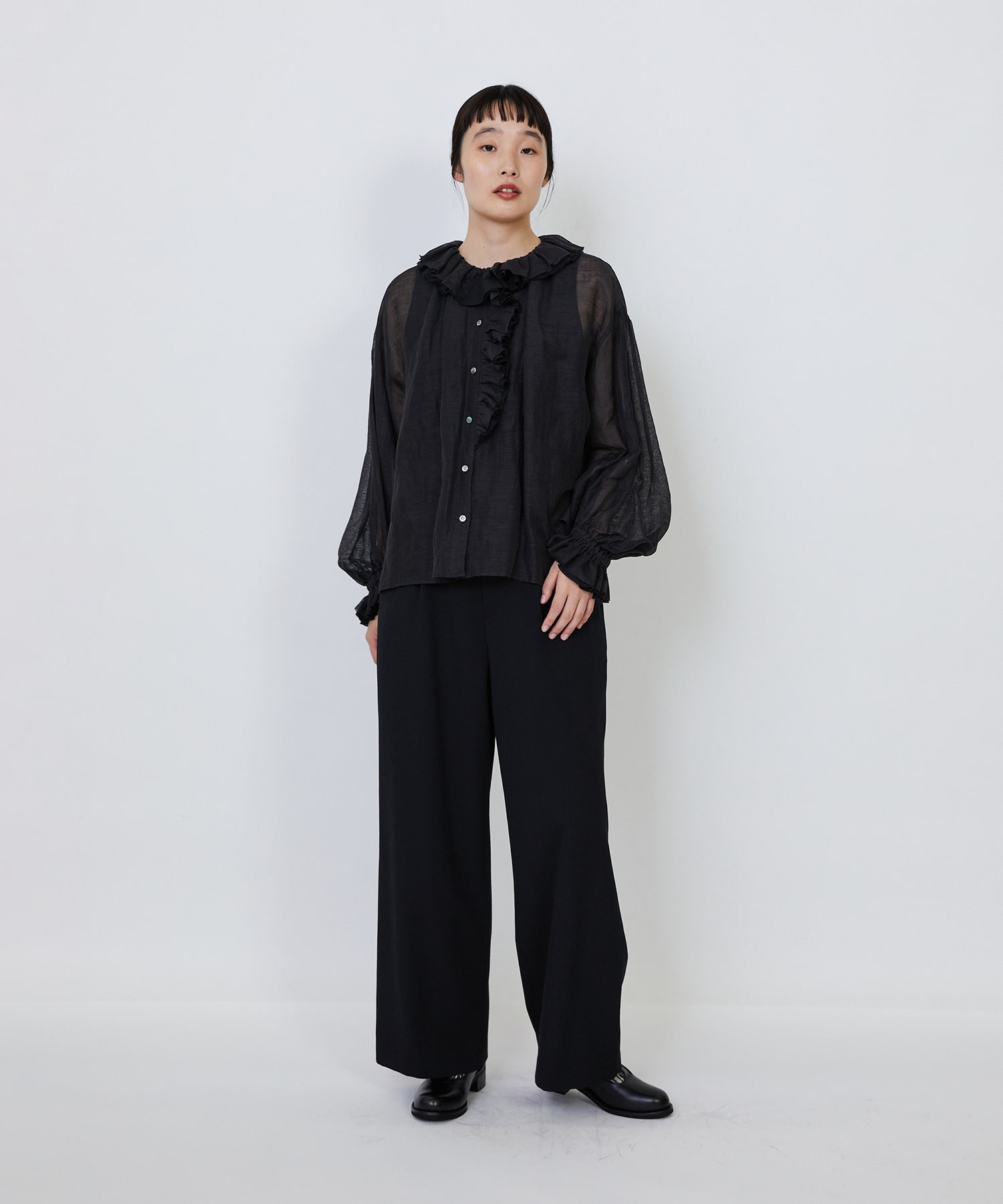 【LOISIR】｜2BUY10%OFF・3BUY20%OFF｜エステルリネンカールマイヤーフリルデザインブラウス 詳細画像 ブラック 5