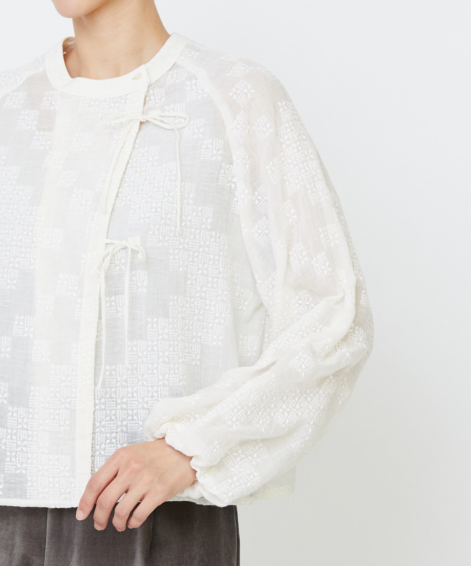 【LOISIR】【少量生産】ガーゼエンブロイダリーカシュクールブラウス 詳細画像 オフホワイト 20