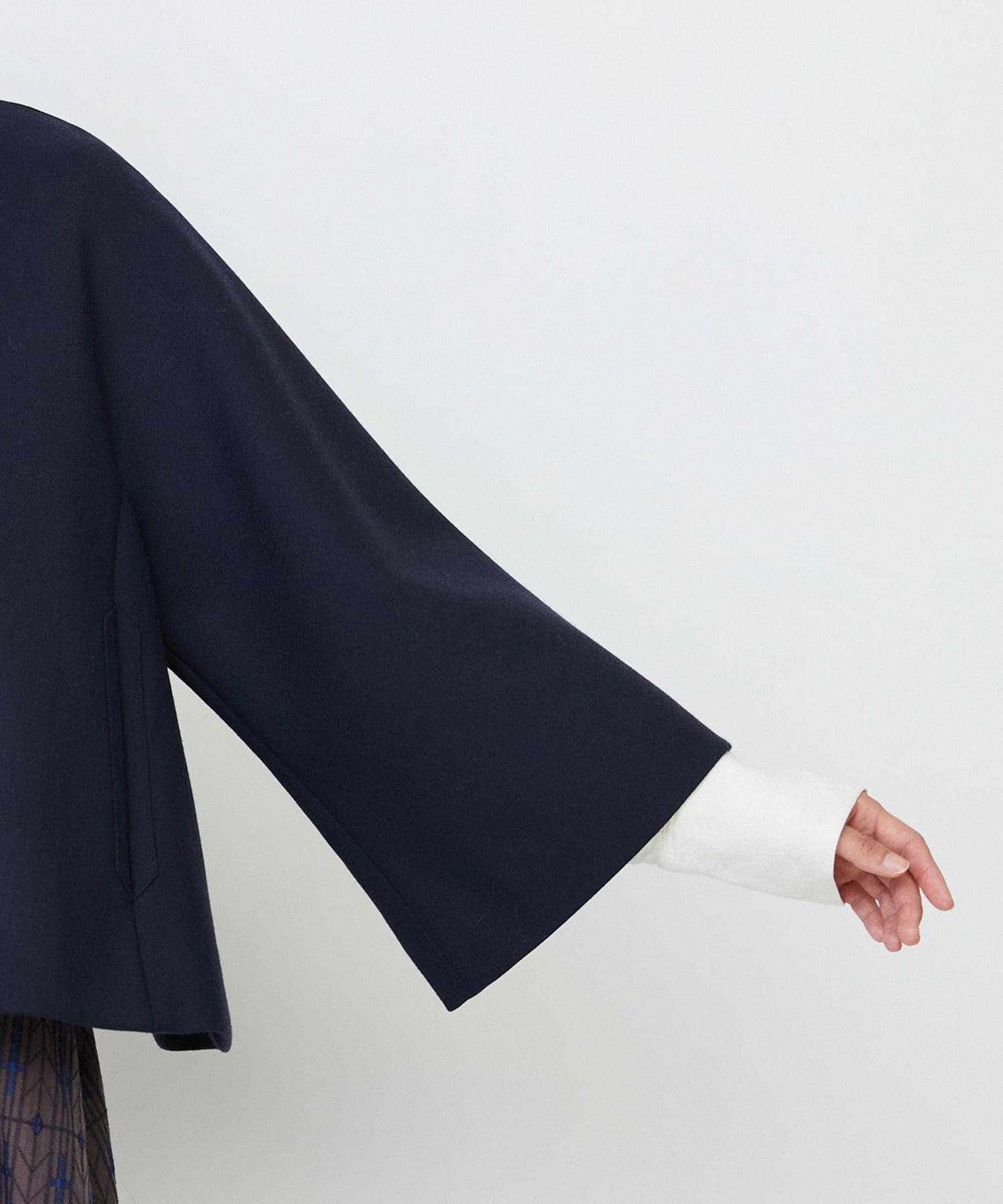 【LOISIR】Aラインショートジャケット 詳細画像 ネイビー 22