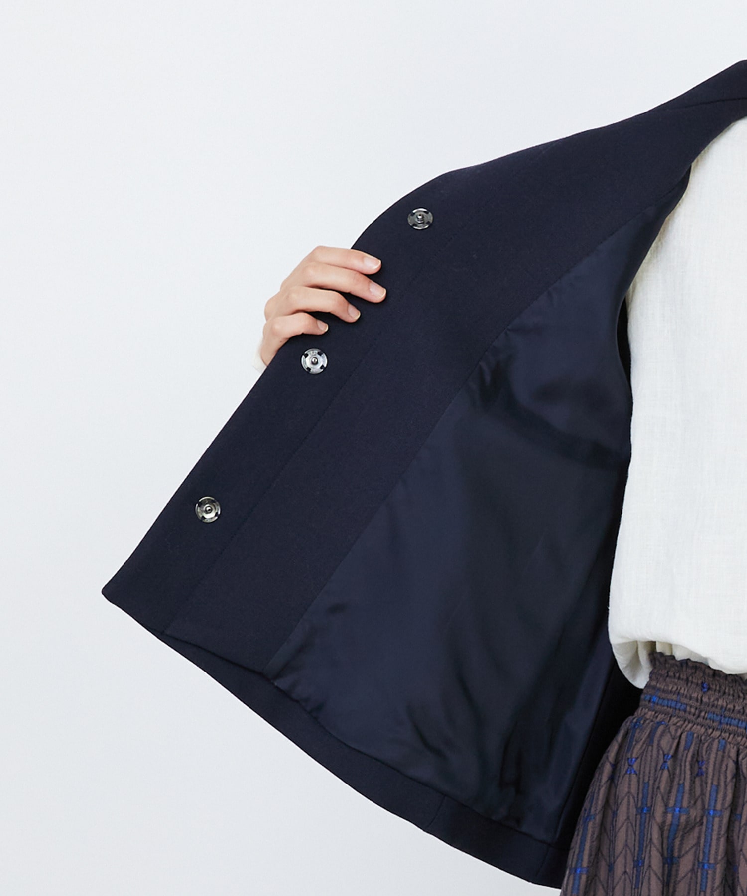 【LOISIR】Aラインショートジャケット 詳細画像 ネイビー 24
