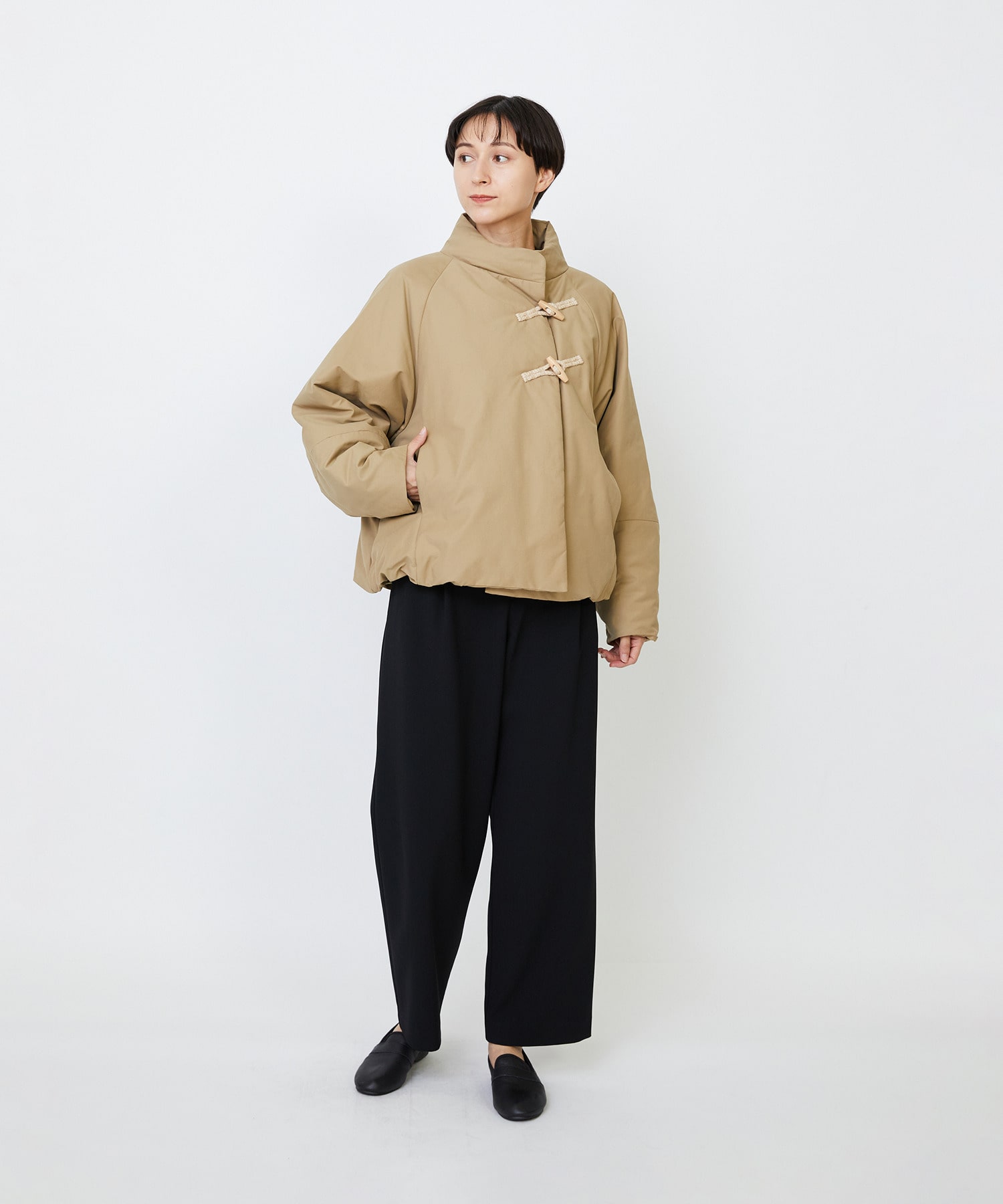 【LOISIR】エコダブルクロスクロップドパンツ 詳細画像 ブラック 1