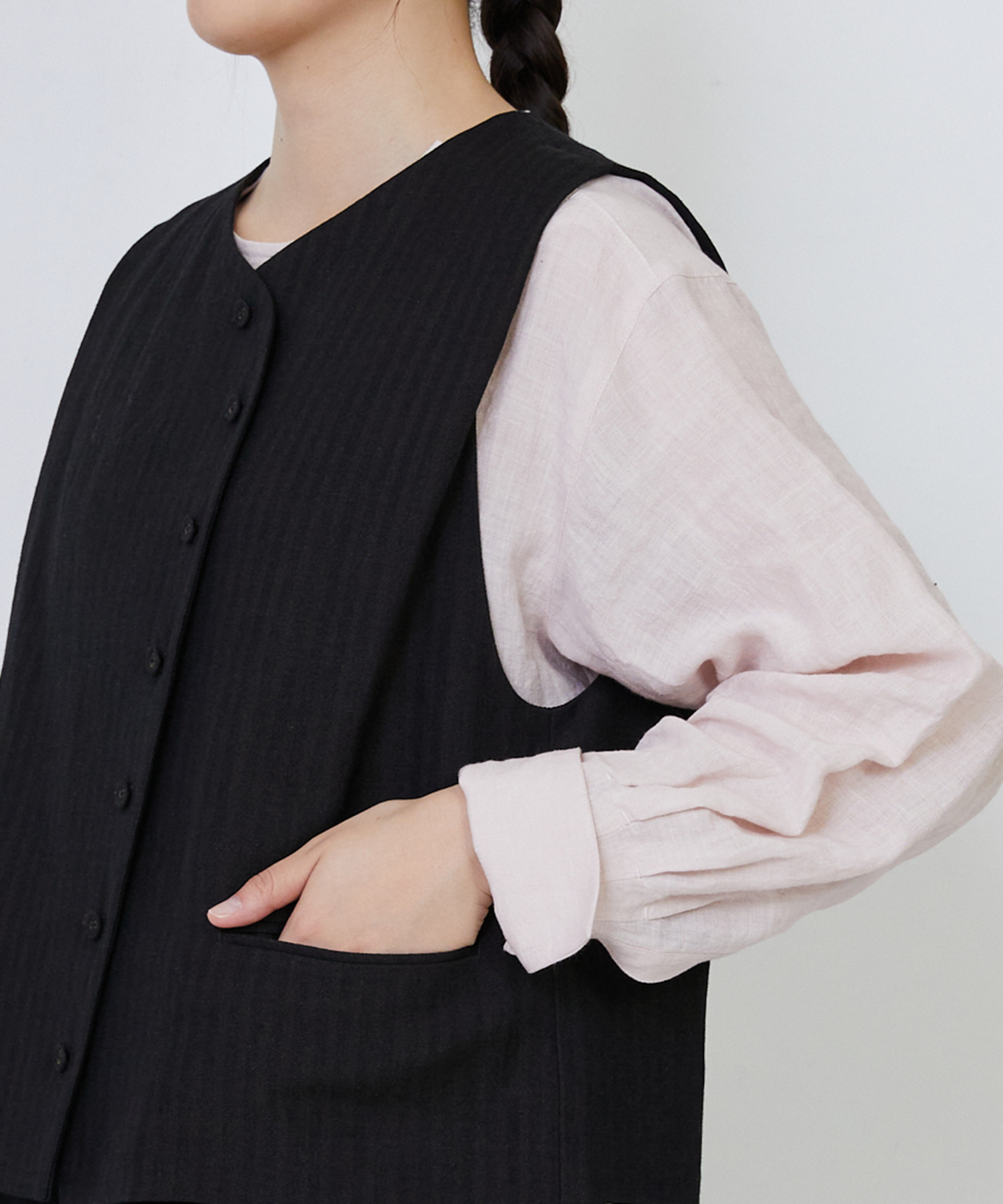 【LOISIR】ウールリネンヘリンボーンベスト 詳細画像 チャコールグレー 14