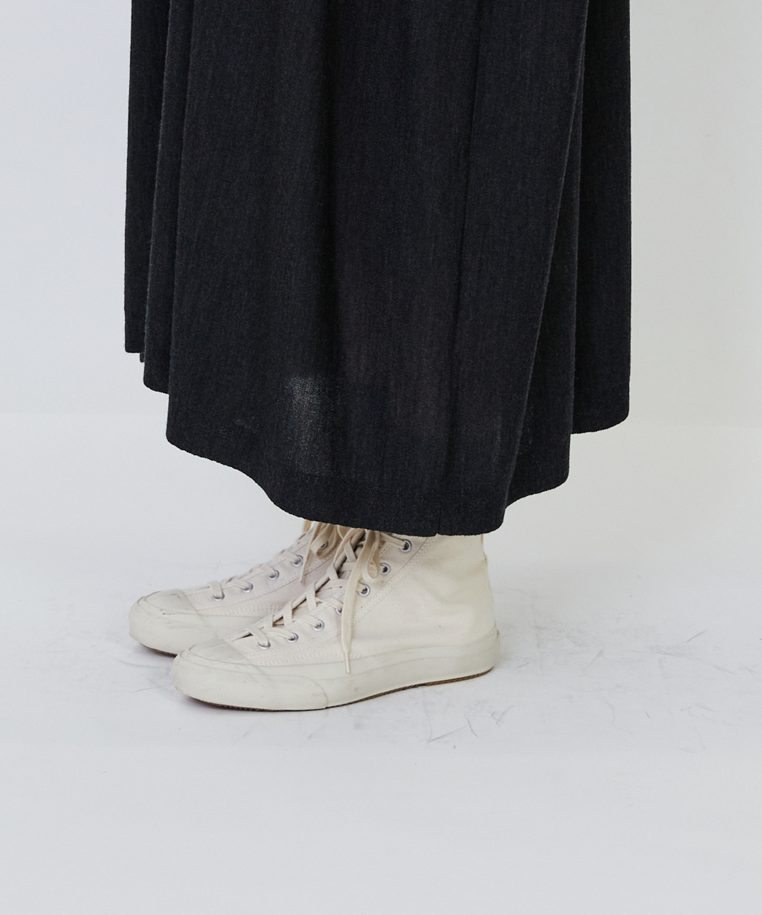 【LOISIR】｜2BUY10%OFF・3BUY20%OFF｜ウール梳毛天竺ポロワンピース 詳細画像 チャコールグレー 32