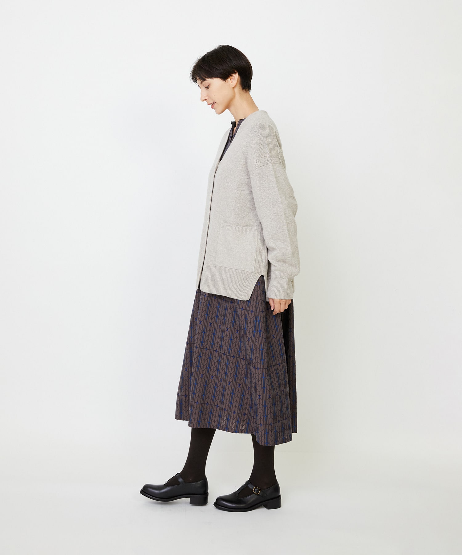 【LOISIR】ホールガーメントカシミヤ混天竺カーディガン 詳細画像 ベージュ 13