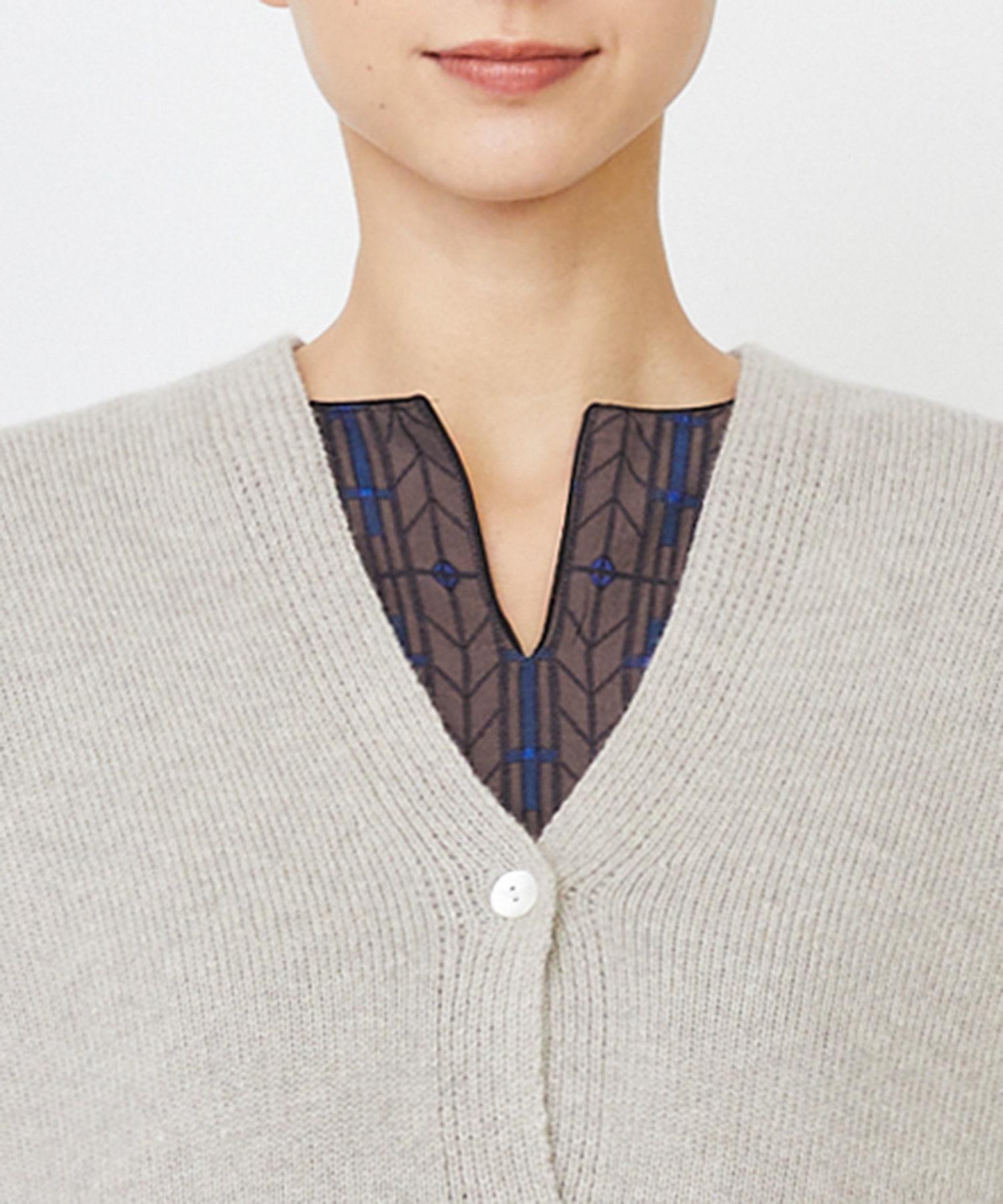 【LOISIR】ホールガーメントカシミヤ混天竺カーディガン 詳細画像 ベージュ 18