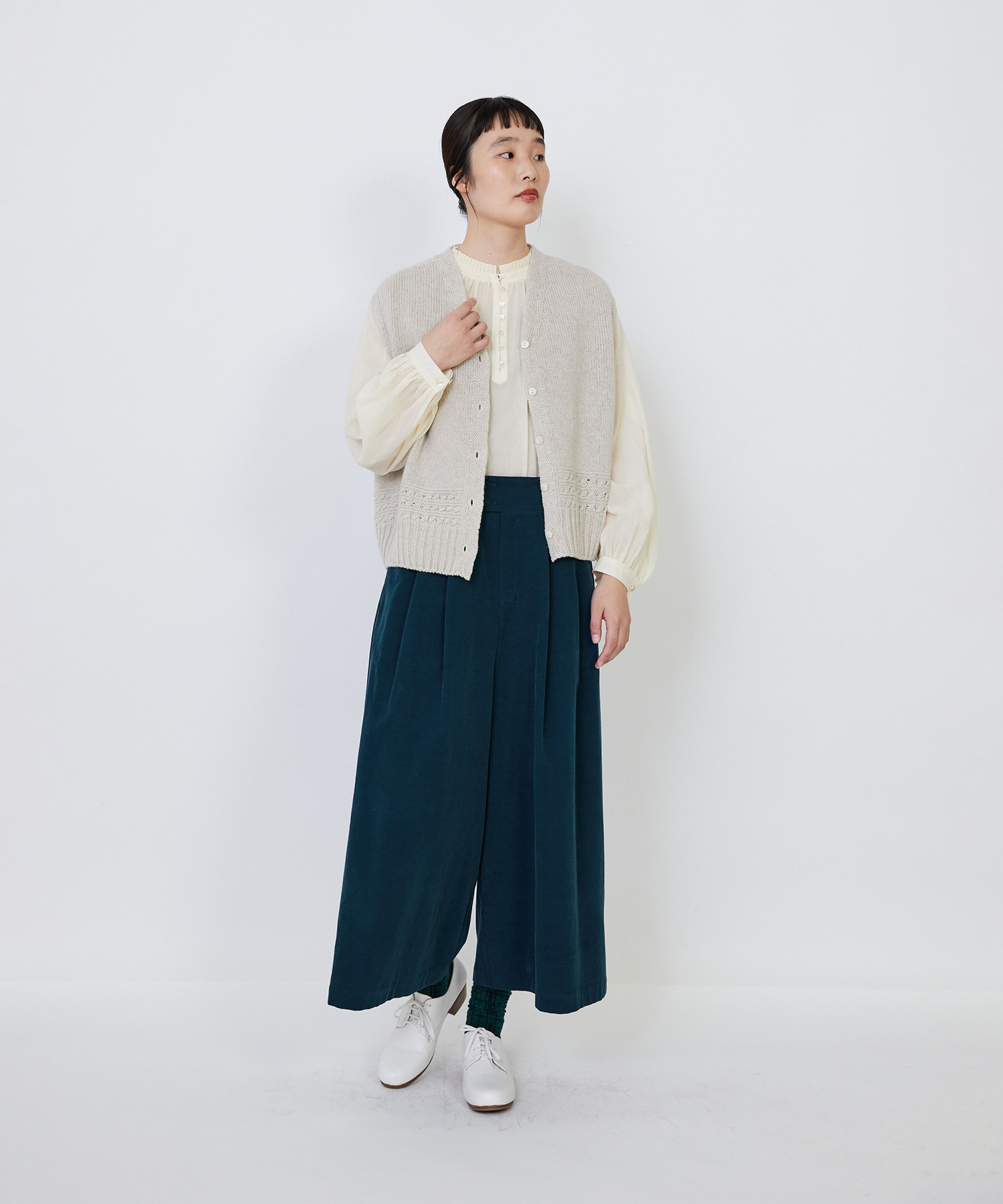 【LOISIR】リネンウールホールガーメントベスト 詳細画像 キナリ 1