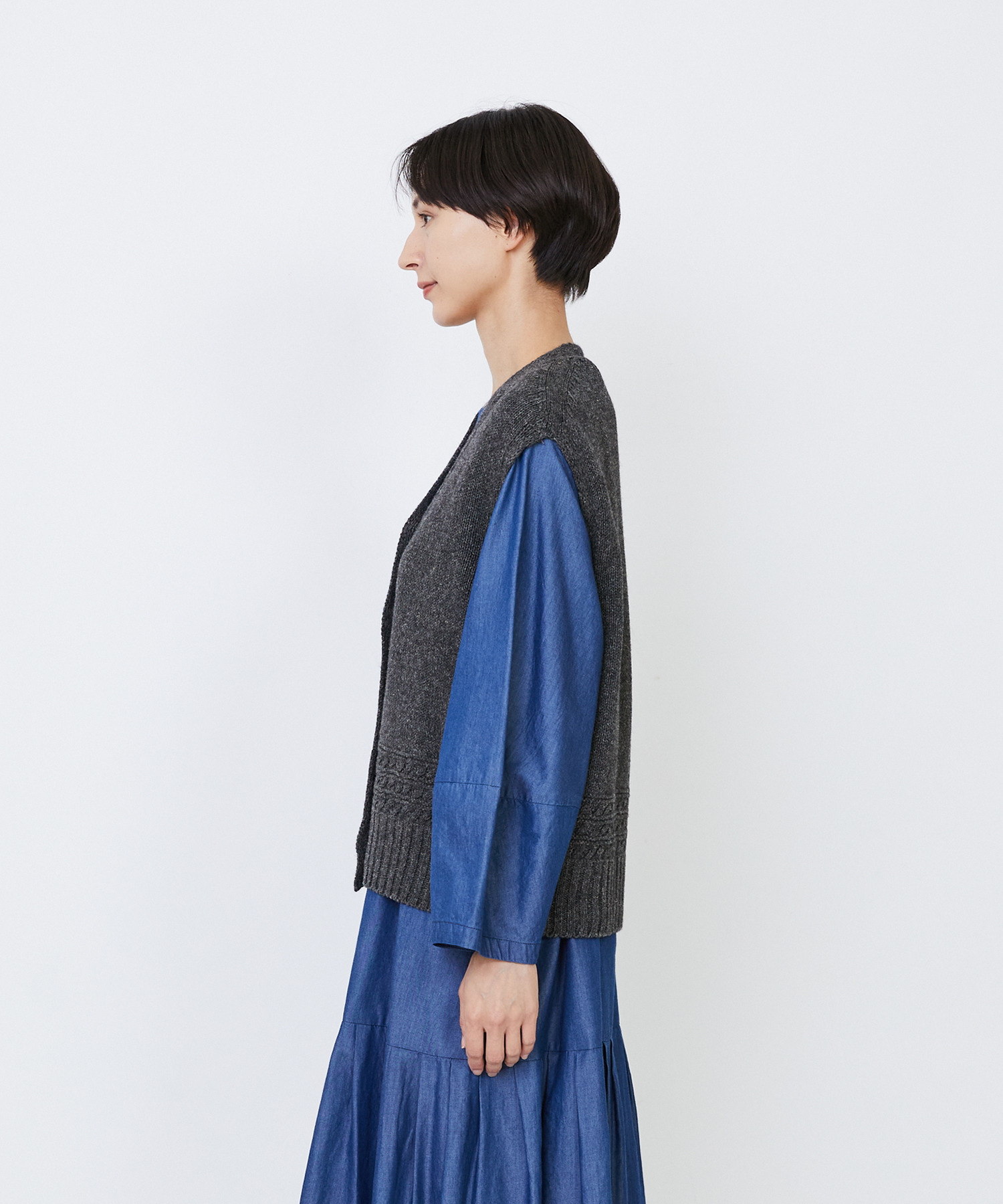 【LOISIR】リネンウールホールガーメントベスト 詳細画像 キナリ 16