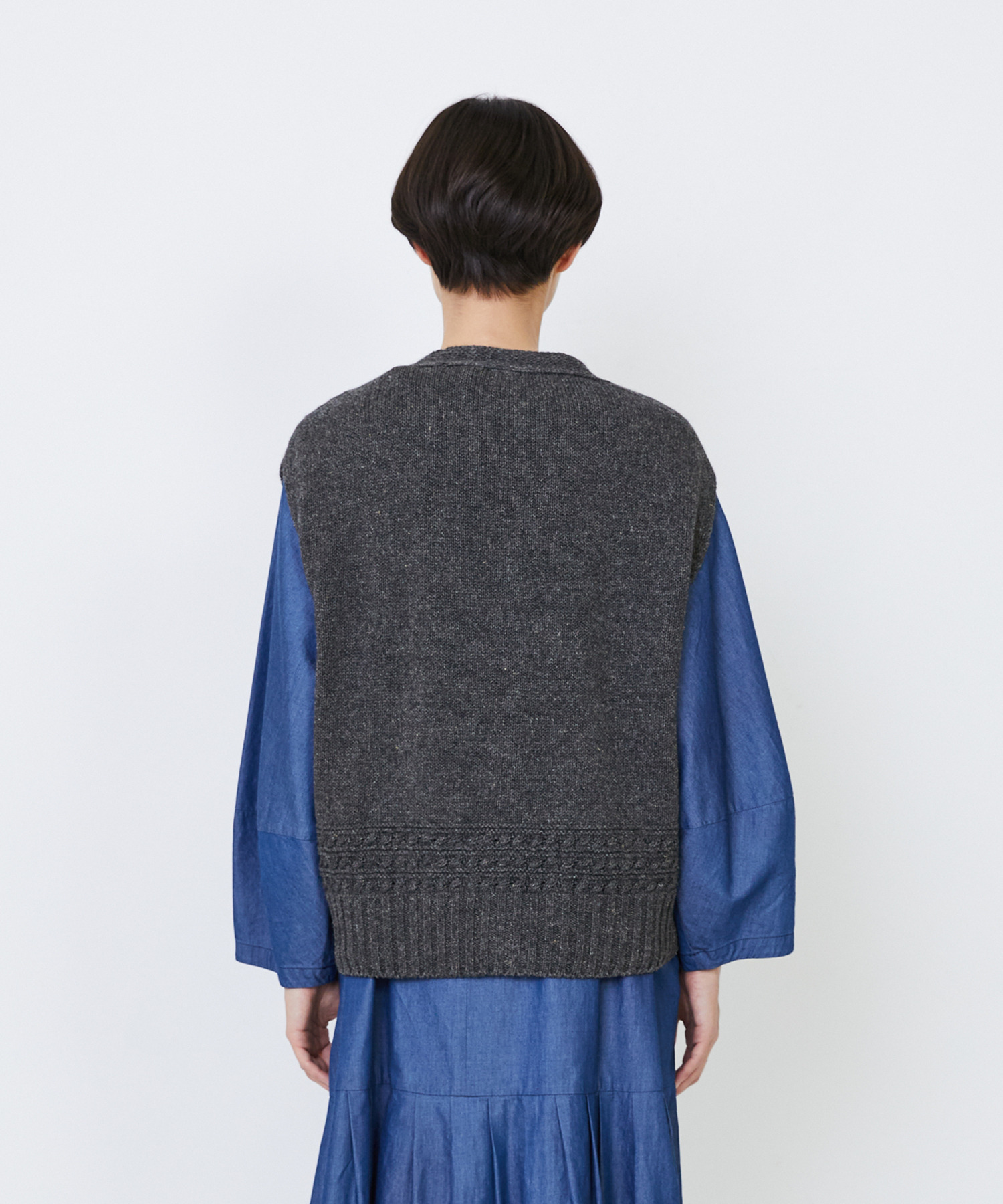 【LOISIR】リネンウールホールガーメントベスト 詳細画像 キナリ 17