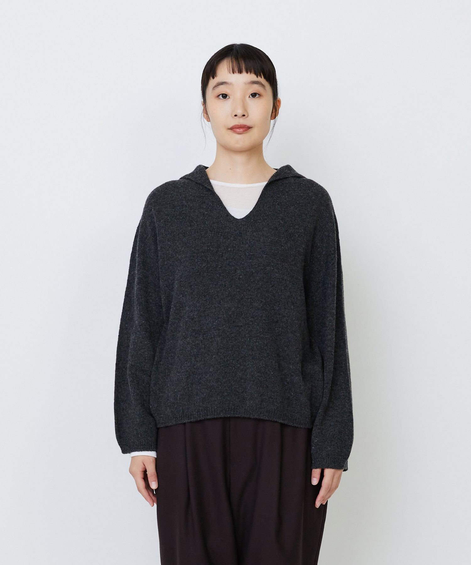 【LOISIR】【11月お気に入り登録ブランド内5位】ホールガーメントカシミヤ混天竺セーラーカラープルオーバー 詳細画像 チャコールグレー 13