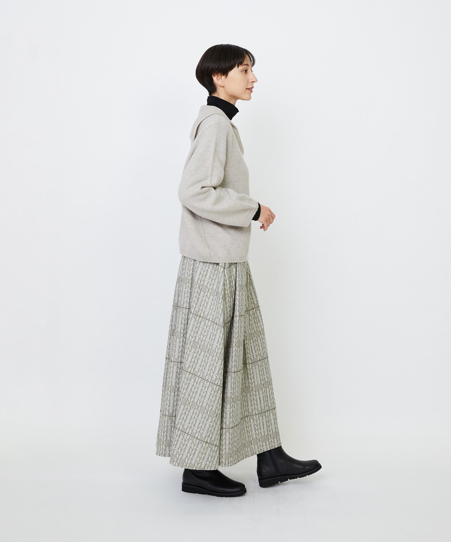 【LOISIR】【11月お気に入り登録ブランド内5位】ホールガーメントカシミヤ混天竺セーラーカラープルオーバー 詳細画像 チャコールグレー 4