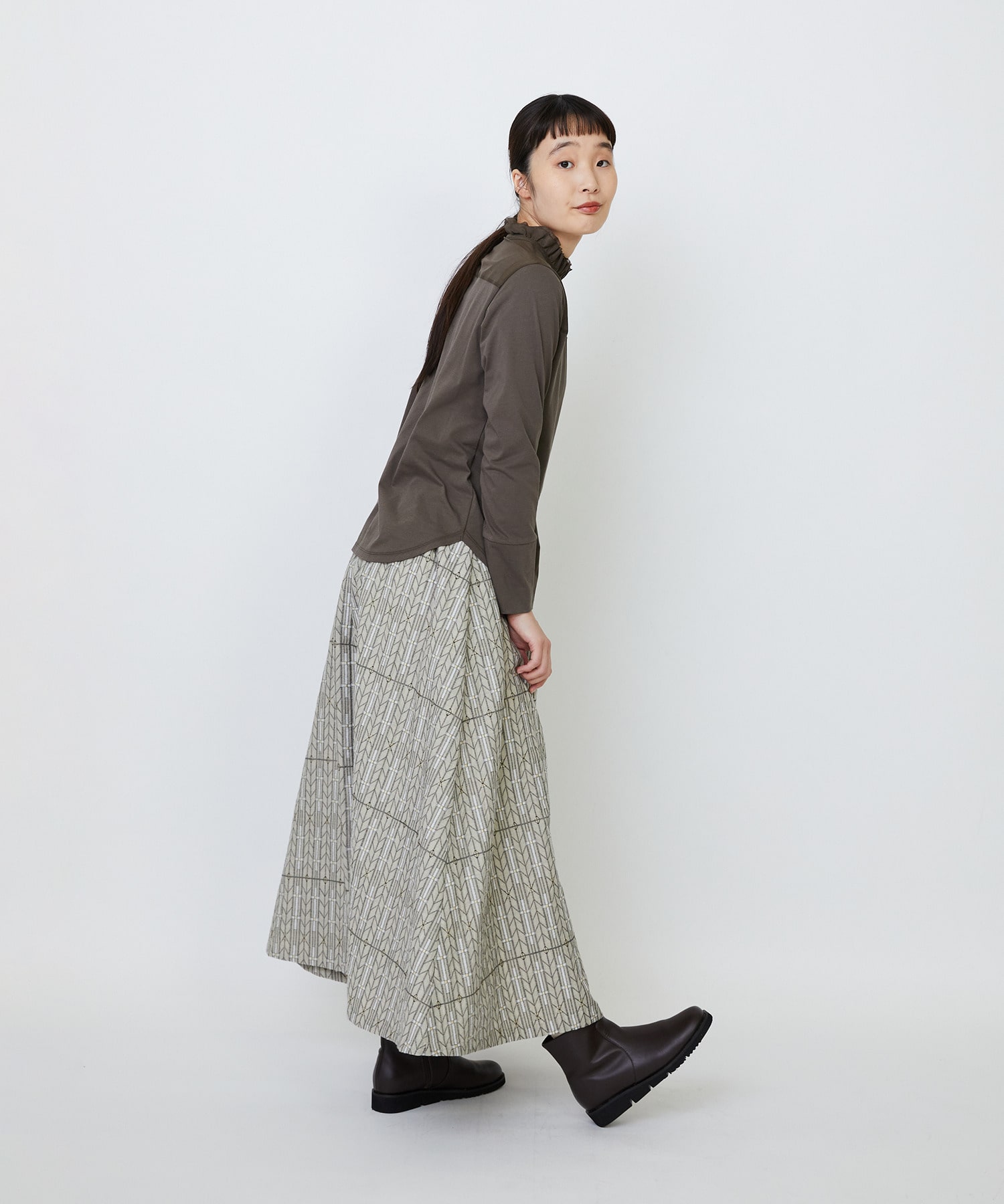 【LOISIR】｜2BUY10%OFF・3BUY20%OFF｜シルクコットンローン×ハイゲージ天竺カットソーブラウス 詳細画像 ブラック 18