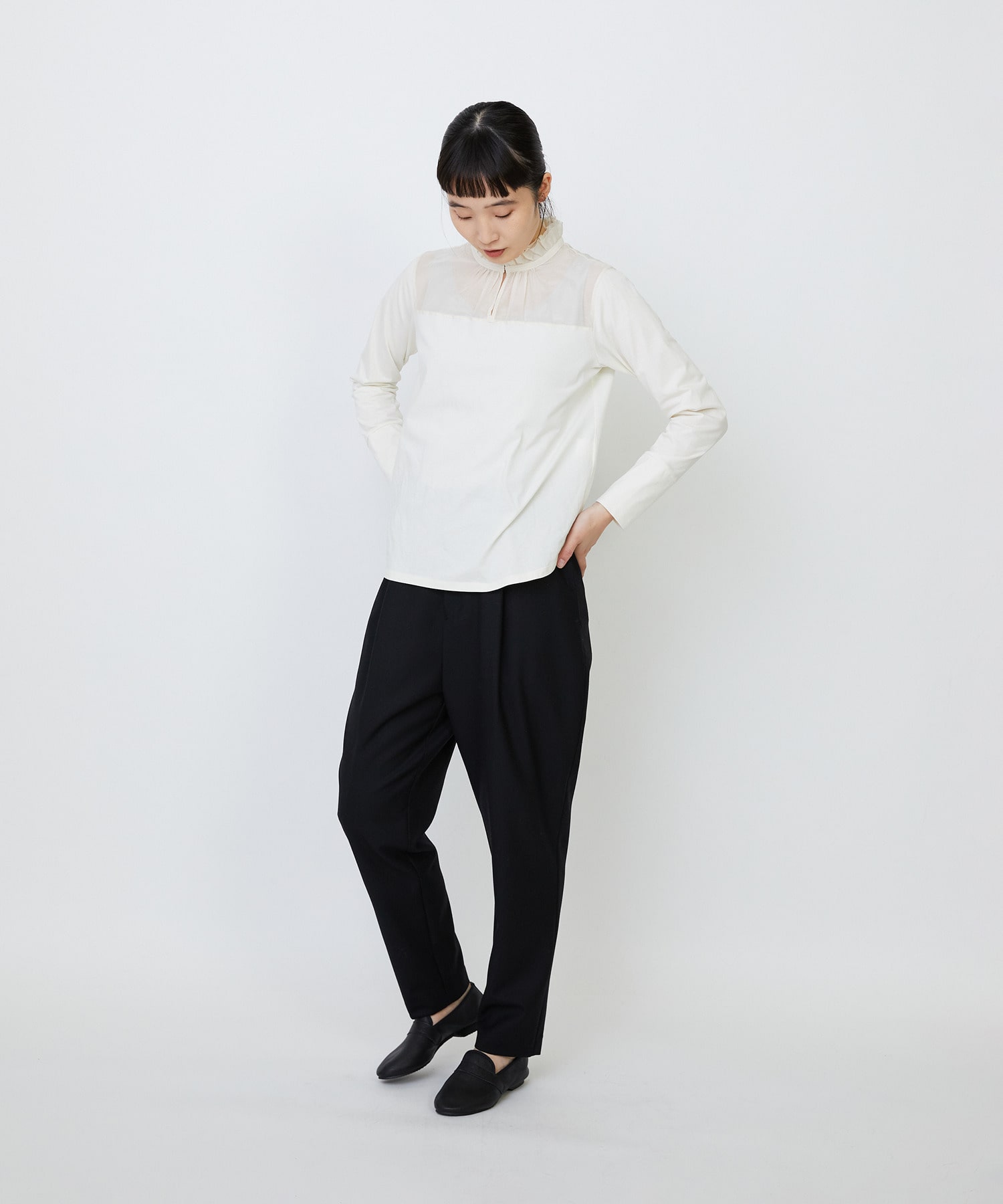 【LOISIR】｜2BUY10%OFF・3BUY20%OFF｜シルクコットンローン×ハイゲージ天竺カットソーブラウス 詳細画像 ブラック 2