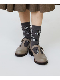 【LOISIR】【アーティストコラボ】LOISIR×TORANEKOBONBON 総柄ネコソックス 詳細画像 チャコール 5