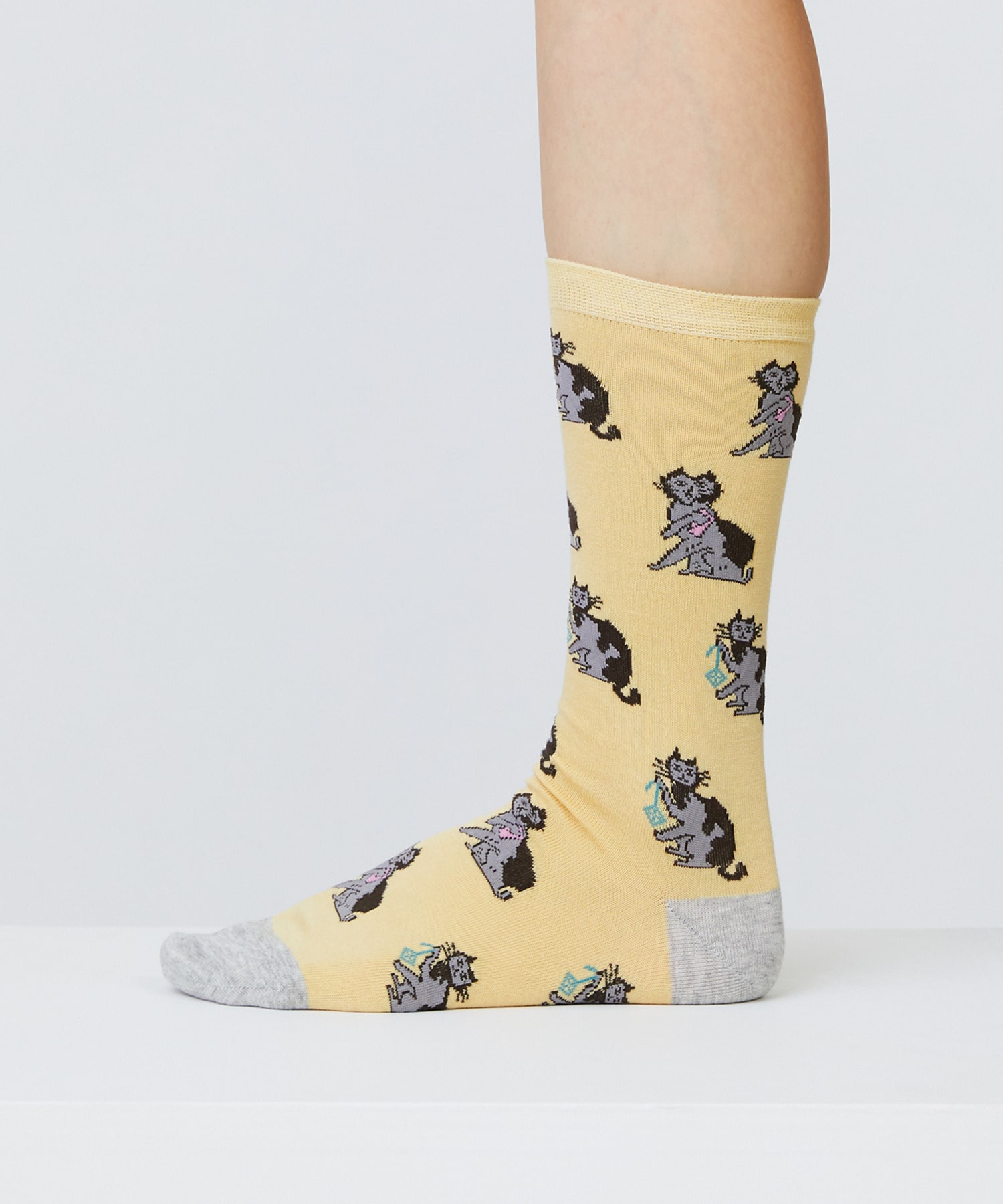 【LOISIR】【アーティストコラボ】LOISIR×TORANEKOBONBON 総柄ネコソックス 詳細画像 チャコール 3