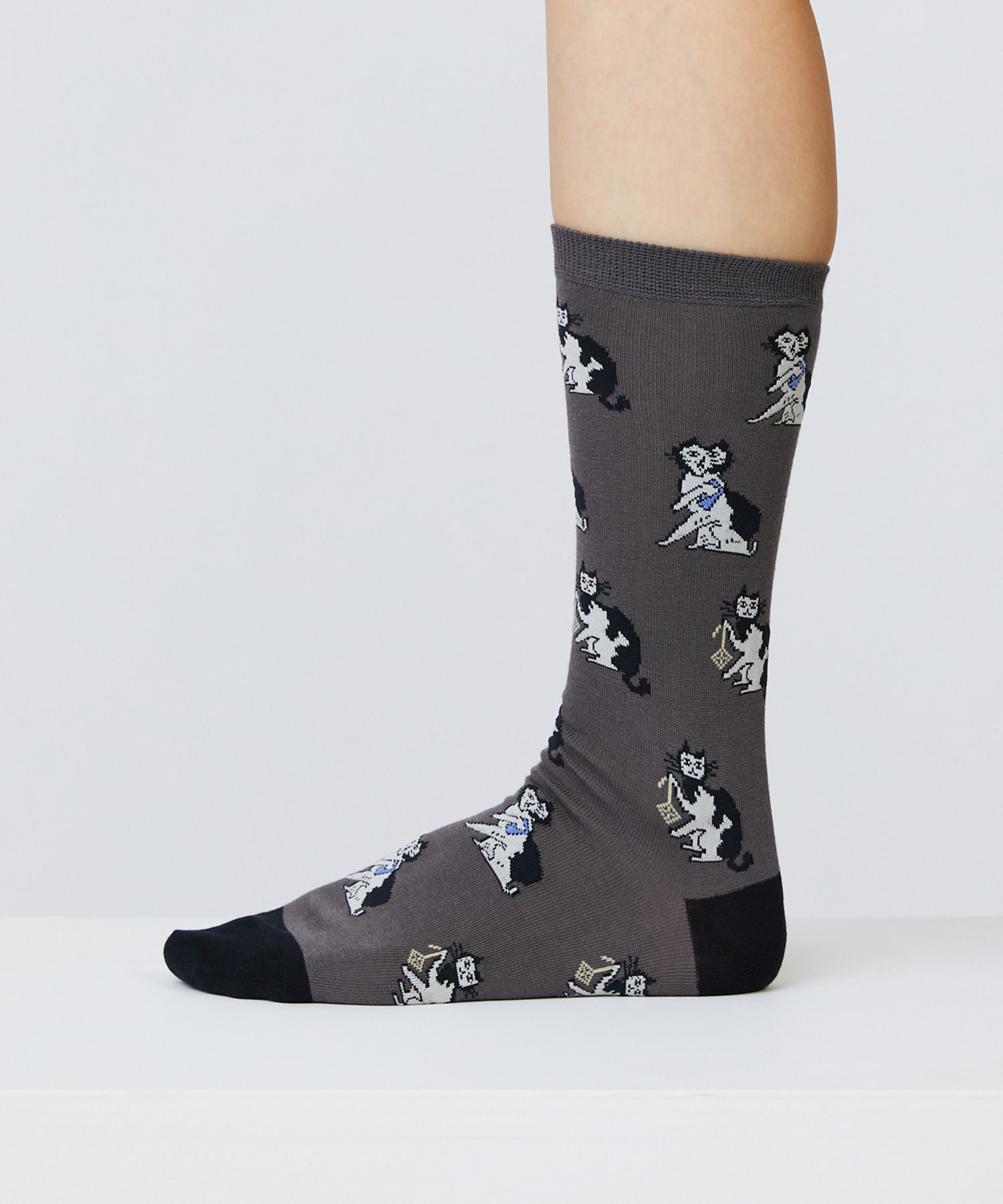 【LOISIR】【アーティストコラボ】LOISIR×TORANEKOBONBON 総柄ネコソックス 詳細画像 チャコール 7