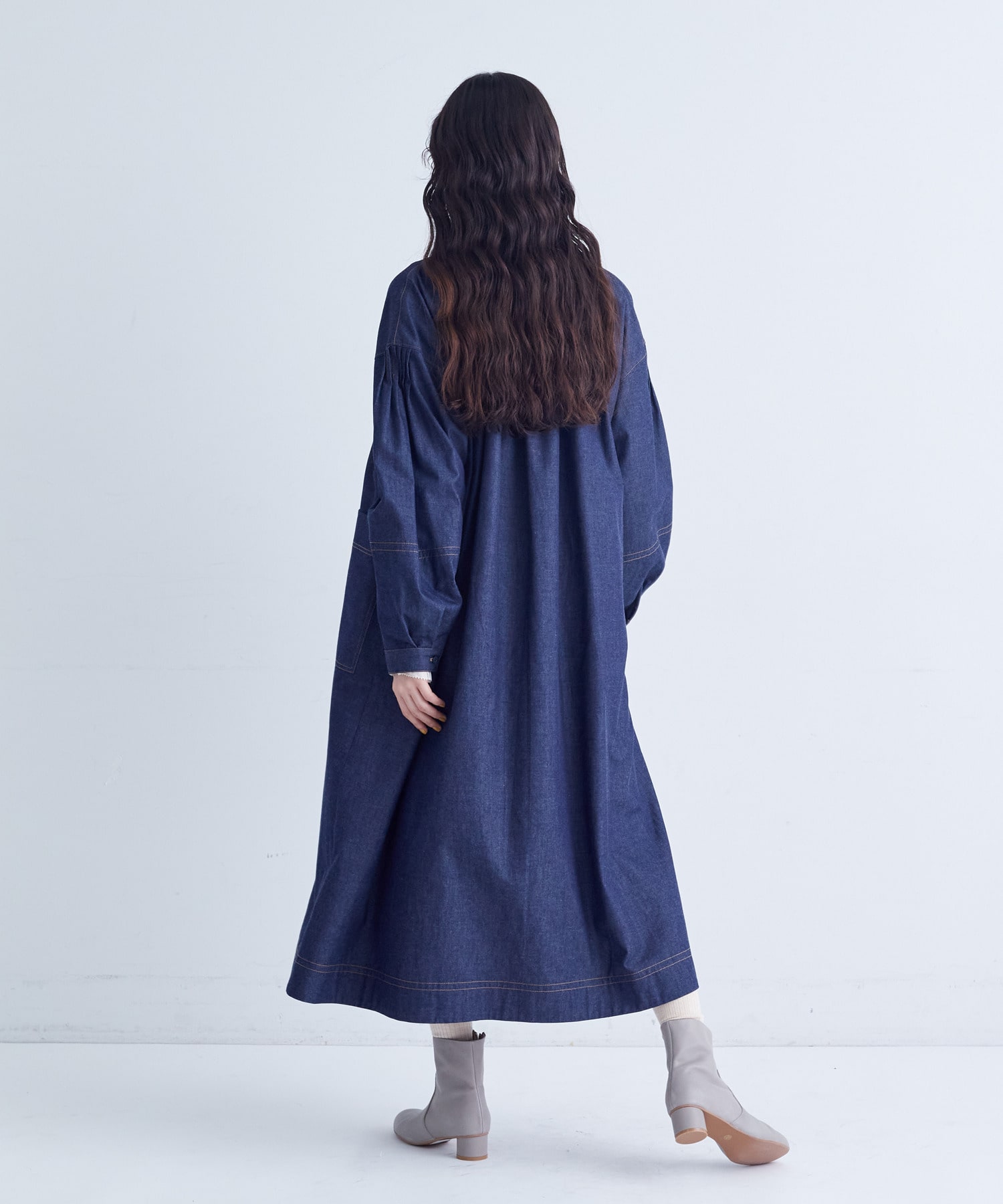 【congés payés】タックカラーデニムワンピース 詳細画像 インディゴブルー 3