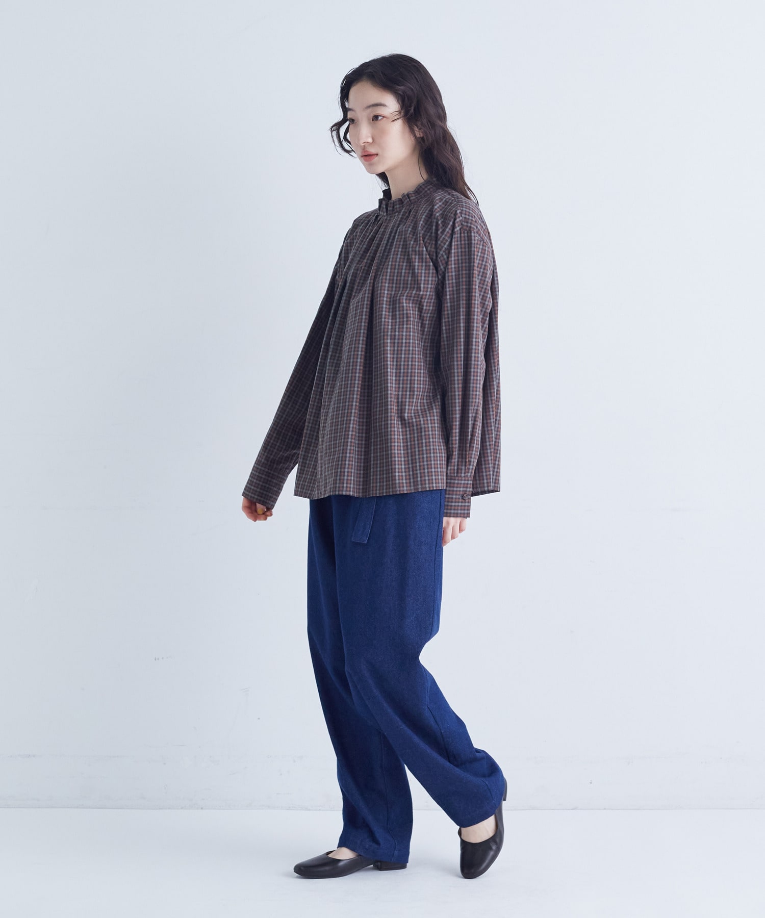 【congés payés】｜2BUY10%OFF・3BUY20%OFF｜◆タックフリルブラウス 詳細画像 チャコールグレー 10