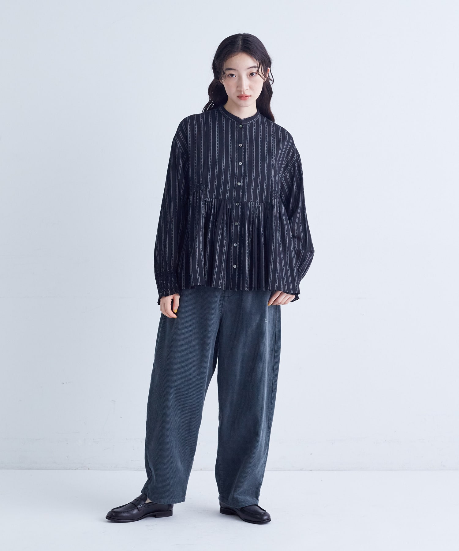 【congés payés】｜2BUY10%OFF・3BUY20%OFF｜スモッキングドビーブラウス 詳細画像 グレイッシュベージュ 9