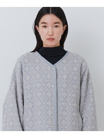 【congés payés】｜2BUY10%OFF・3BUY20%OFF｜【11月お気に入り登録ブランド内3位】フォークロア刺繍ショートジャケット 詳細画像 チャコールグレー 8