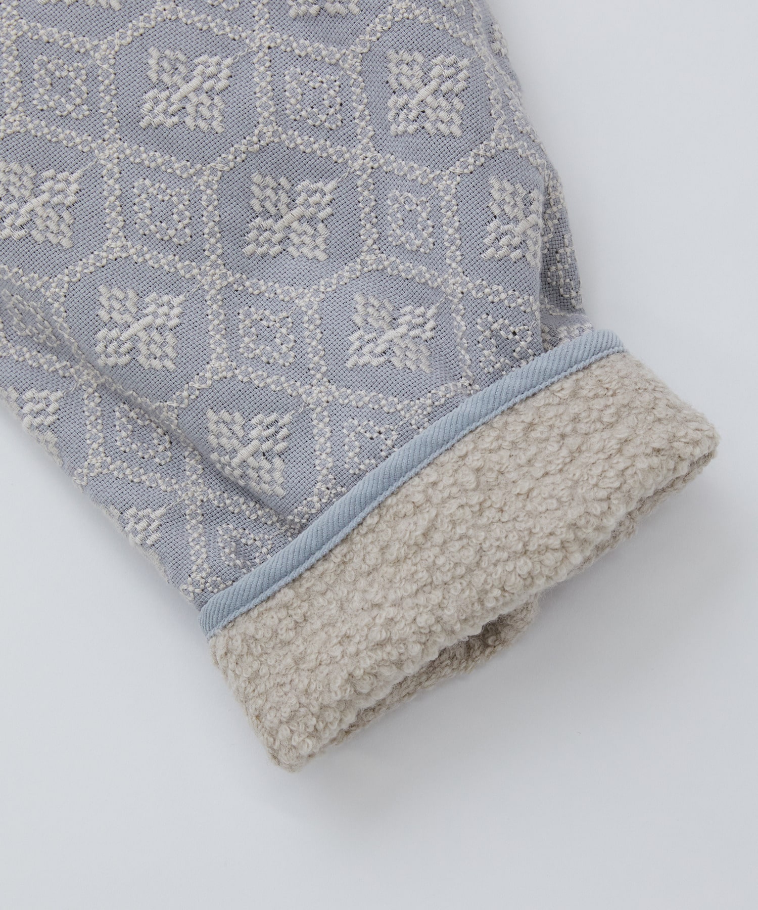 【congés payés】｜2BUY10%OFF・3BUY20%OFF｜【11月お気に入り登録ブランド内3位】フォークロア刺繍ショートジャケット 詳細画像 チャコールグレー 13