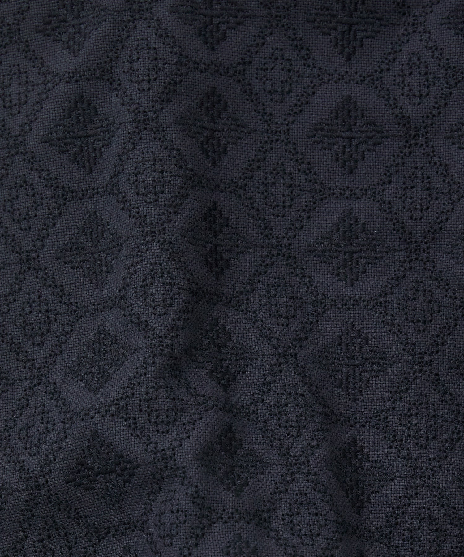 【congés payés】｜2BUY10%OFF・3BUY20%OFF｜【11月お気に入り登録ブランド内3位】フォークロア刺繍ショートジャケット 詳細画像 チャコールグレー 22