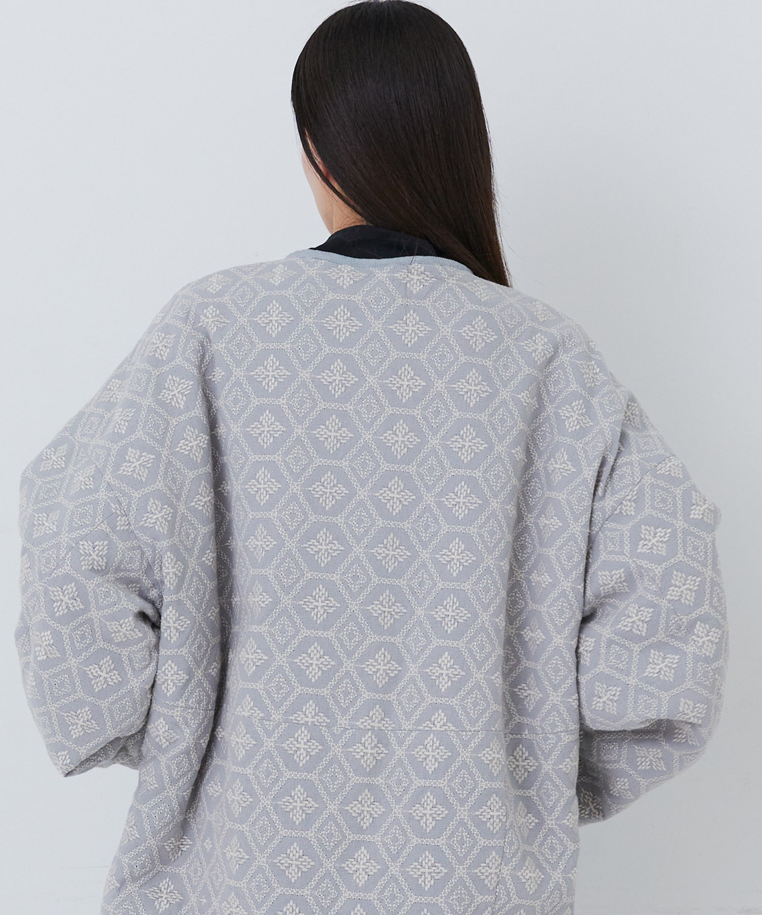 【congés payés】｜2BUY10%OFF・3BUY20%OFF｜【11月お気に入り登録ブランド内3位】フォークロア刺繍ショートジャケット 詳細画像 チャコールグレー 9