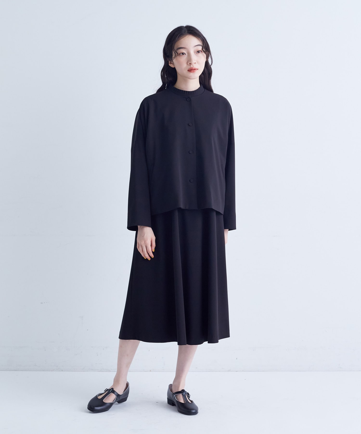 【congés payés】ラウンドカラーショートジャケット 詳細画像 ブラック 1