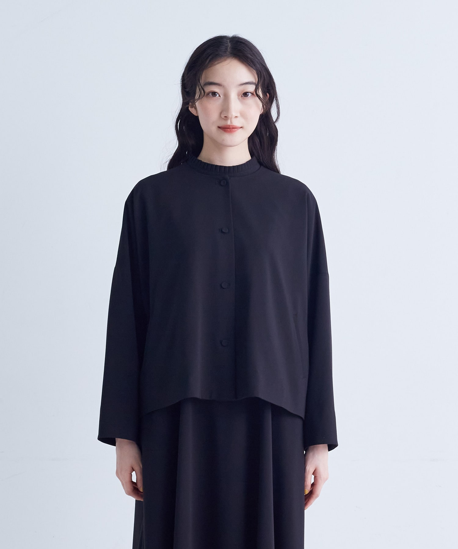 【congés payés】ラウンドカラーショートジャケット 詳細画像 ブラック 4