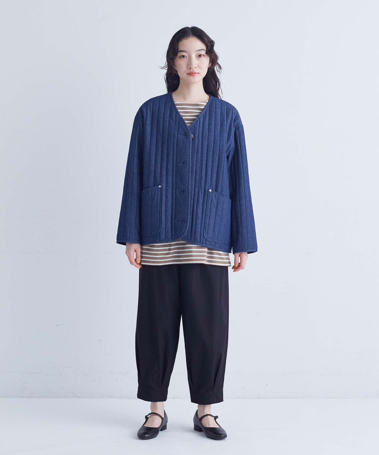 【congés payés】裾タックイージーパンツ 詳細画像 チャコールグレー 14