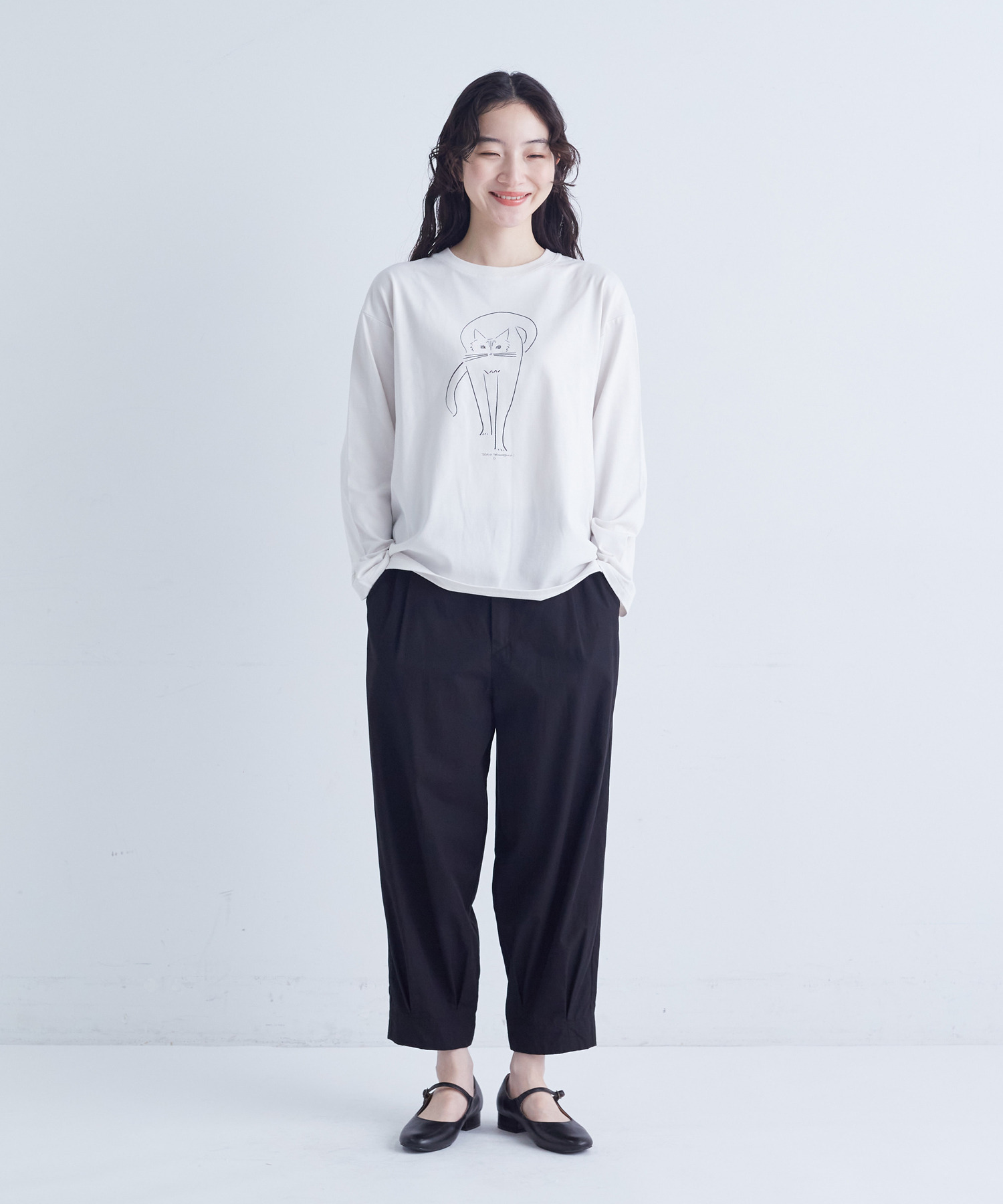 【congés payés】裾タックイージーパンツ 詳細画像 チャコールグレー 16