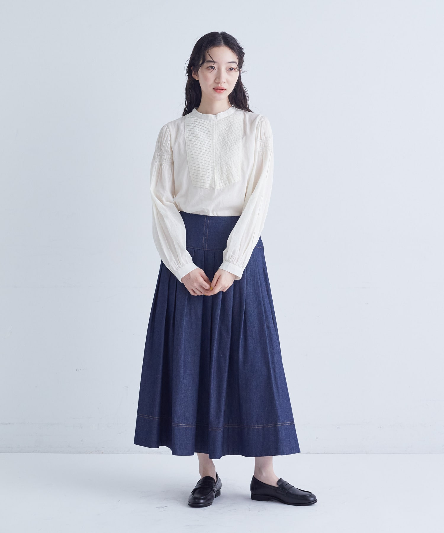 【congés payés】タックデニムスカート 詳細画像 インディゴブルー 5