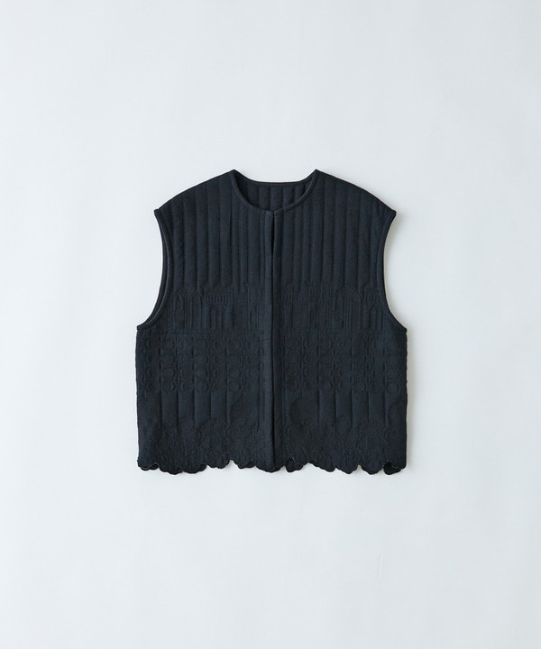 【congés payés】ダブルガーゼ刺繍ベスト