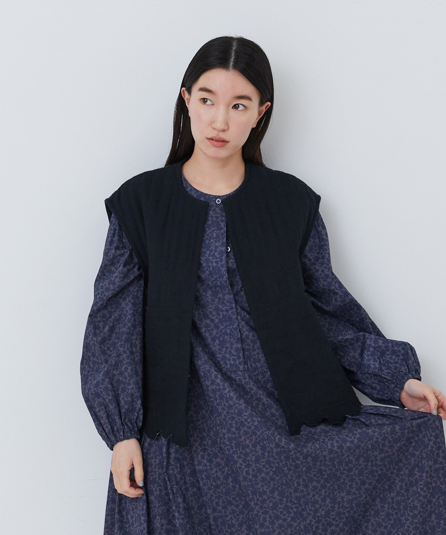 【congés payés】｜2BUY10%OFF・3BUY20%OFF｜ダブルガーゼ刺繍ベスト 詳細画像 ブラック 11