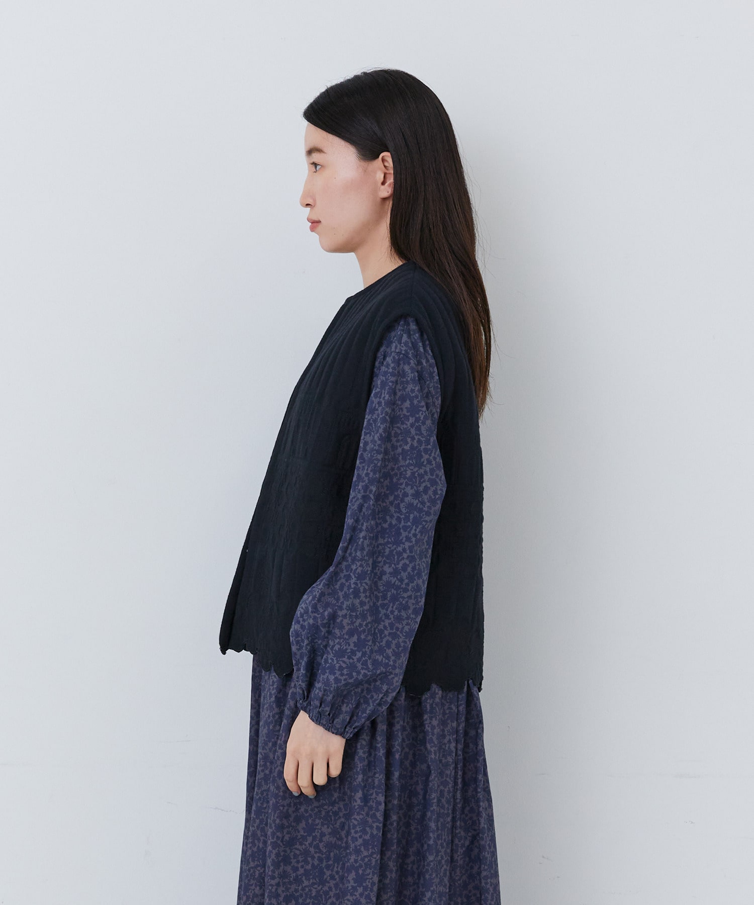 【congés payés】｜2BUY10%OFF・3BUY20%OFF｜ダブルガーゼ刺繍ベスト 詳細画像 ブラック 13