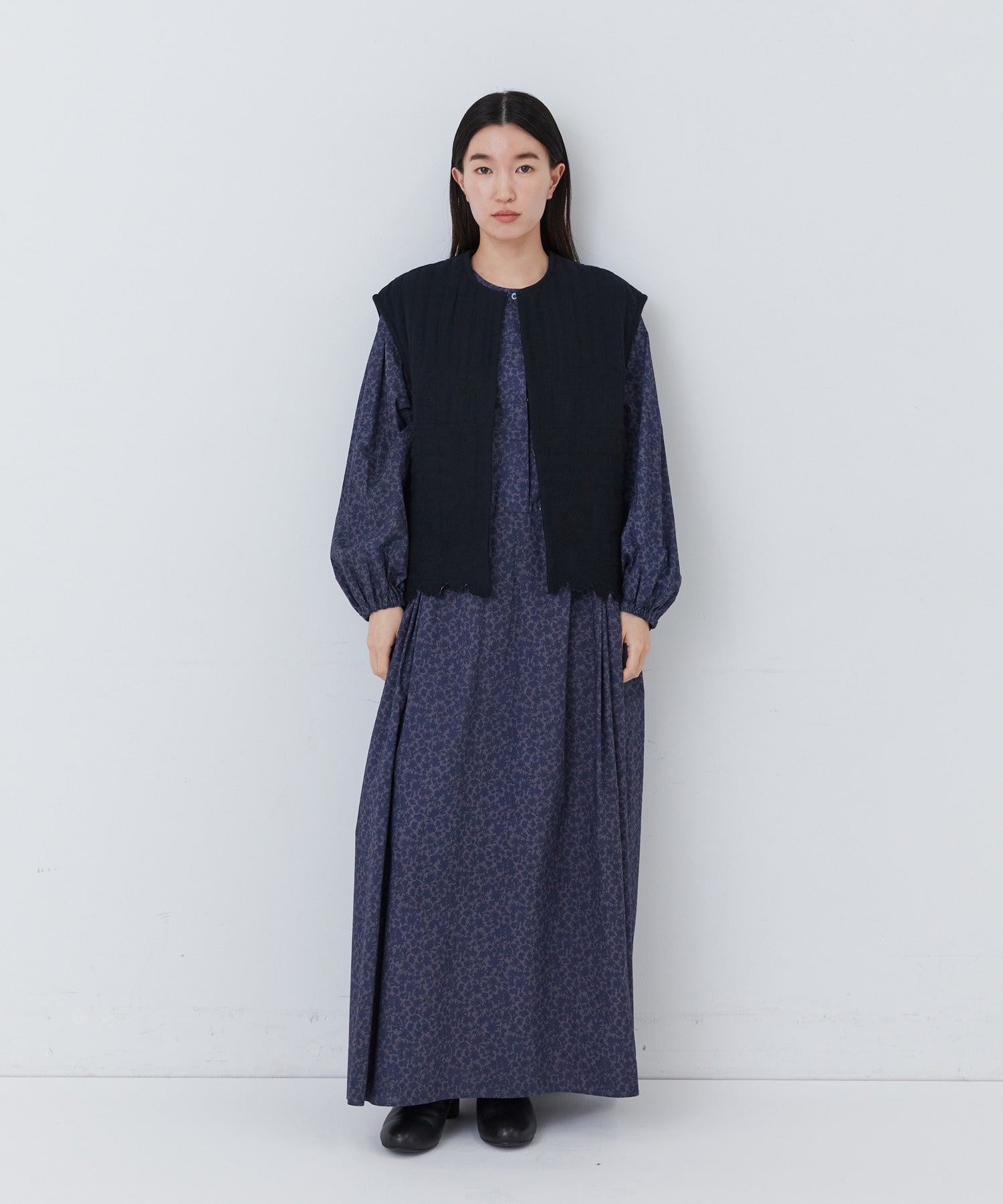 【congés payés】｜2BUY10%OFF・3BUY20%OFF｜ダブルガーゼ刺繍ベスト 詳細画像 ブラック 8