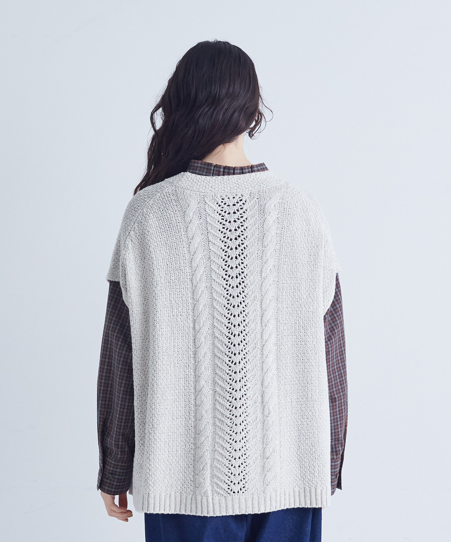 【congés payés】｜2BUY10%OFF・3BUY20%OFF｜綿リリヤーン縄柄前開きベスト 詳細画像 オートミール 7