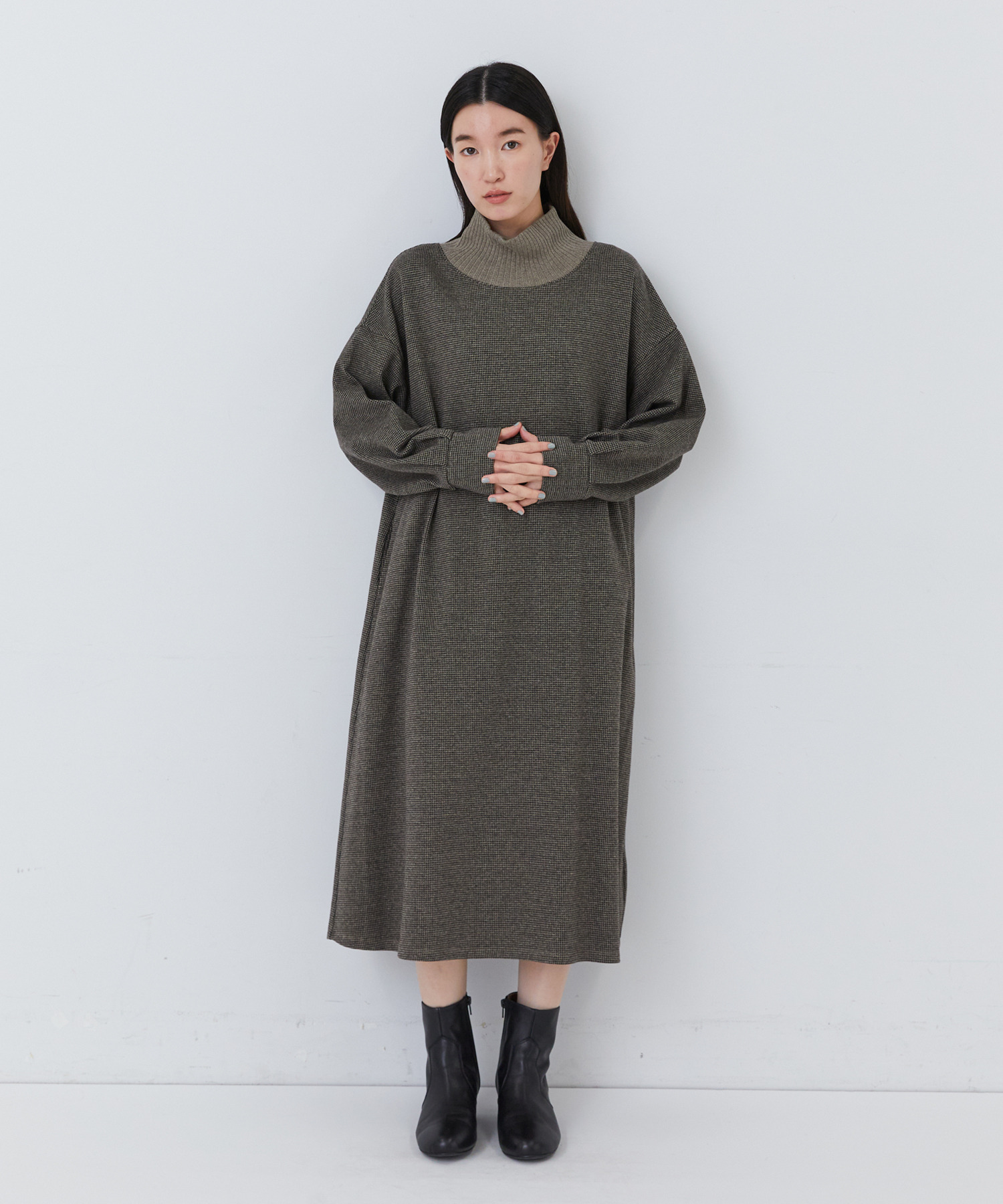 【congés payés】【11月ベストセラーブランド内1位】リブタートルワンピース 詳細画像 ベージュ 1