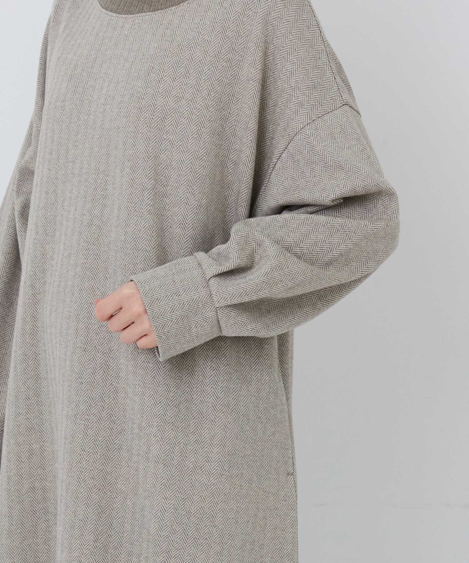 【congés payés】【11月ベストセラーブランド内1位】リブタートルワンピース 詳細画像 ベージュ 15